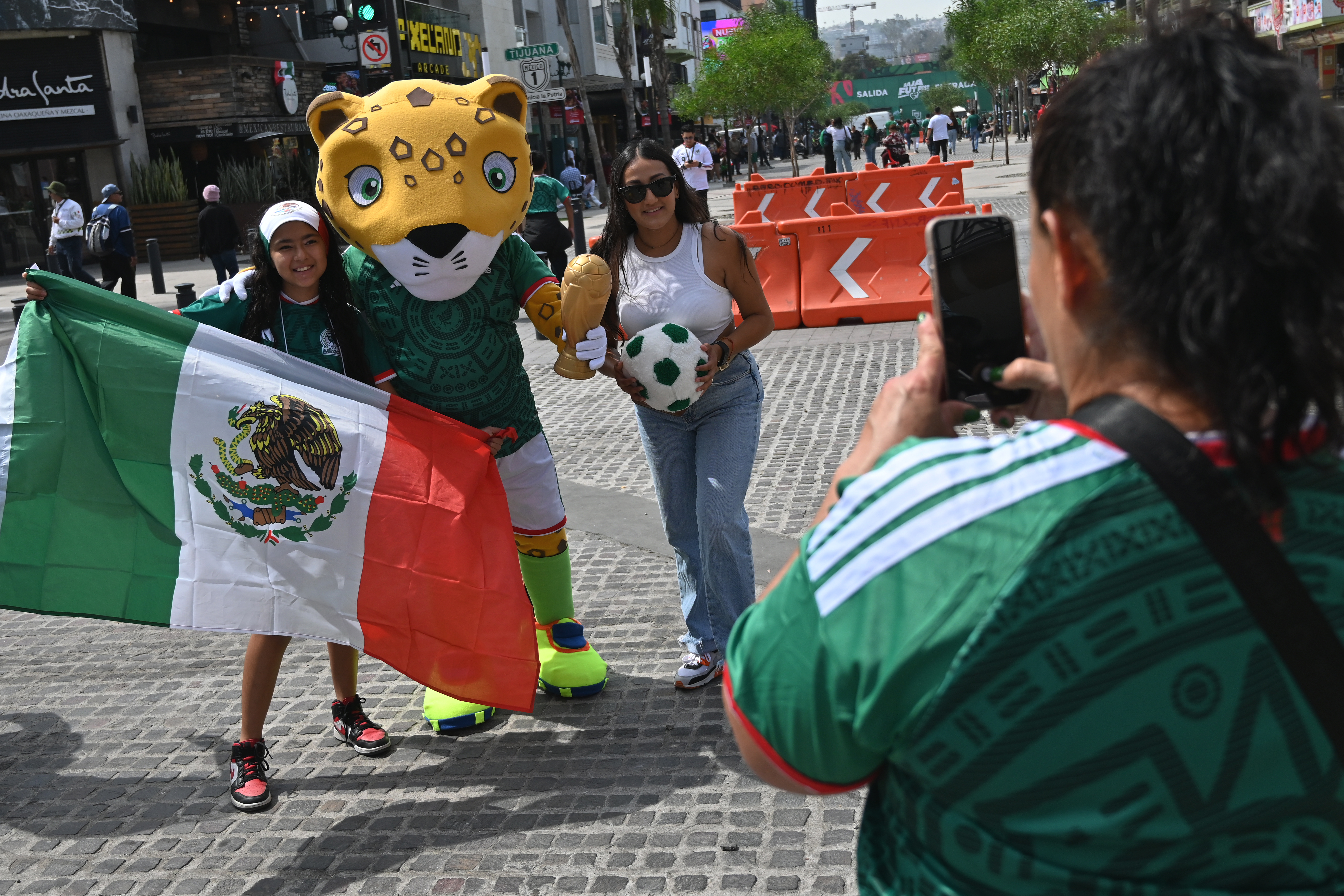 México muestra cautela y pronostica llegada de turistas por Mundial similar a Navidad México muestra cautela y pronostica llegada de turistas por Mundial similar a Navidad