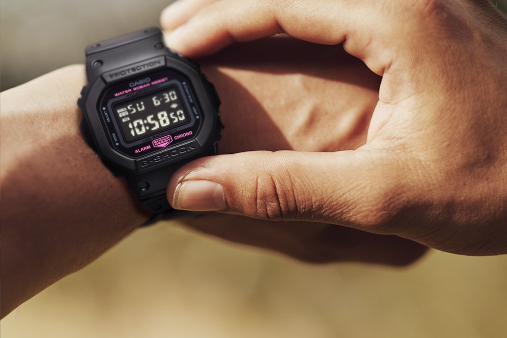 Los relojes Casio de hasta US$200 que llevan Zuckerberg, Bill Gates y más: qué modelos eligen y cuánto cuestan