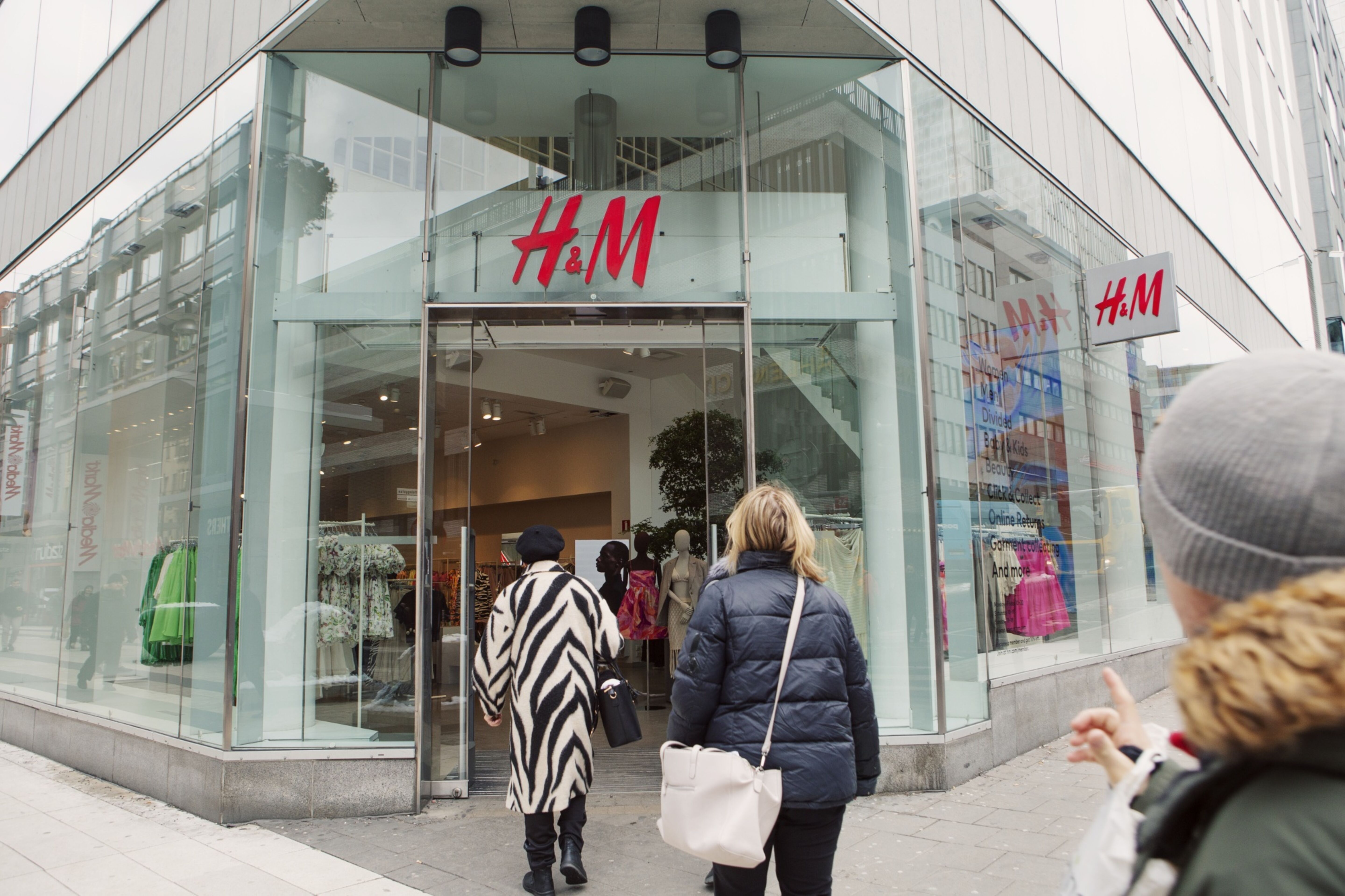 Varejista H&M anuncia lojas no Brasil em 2025