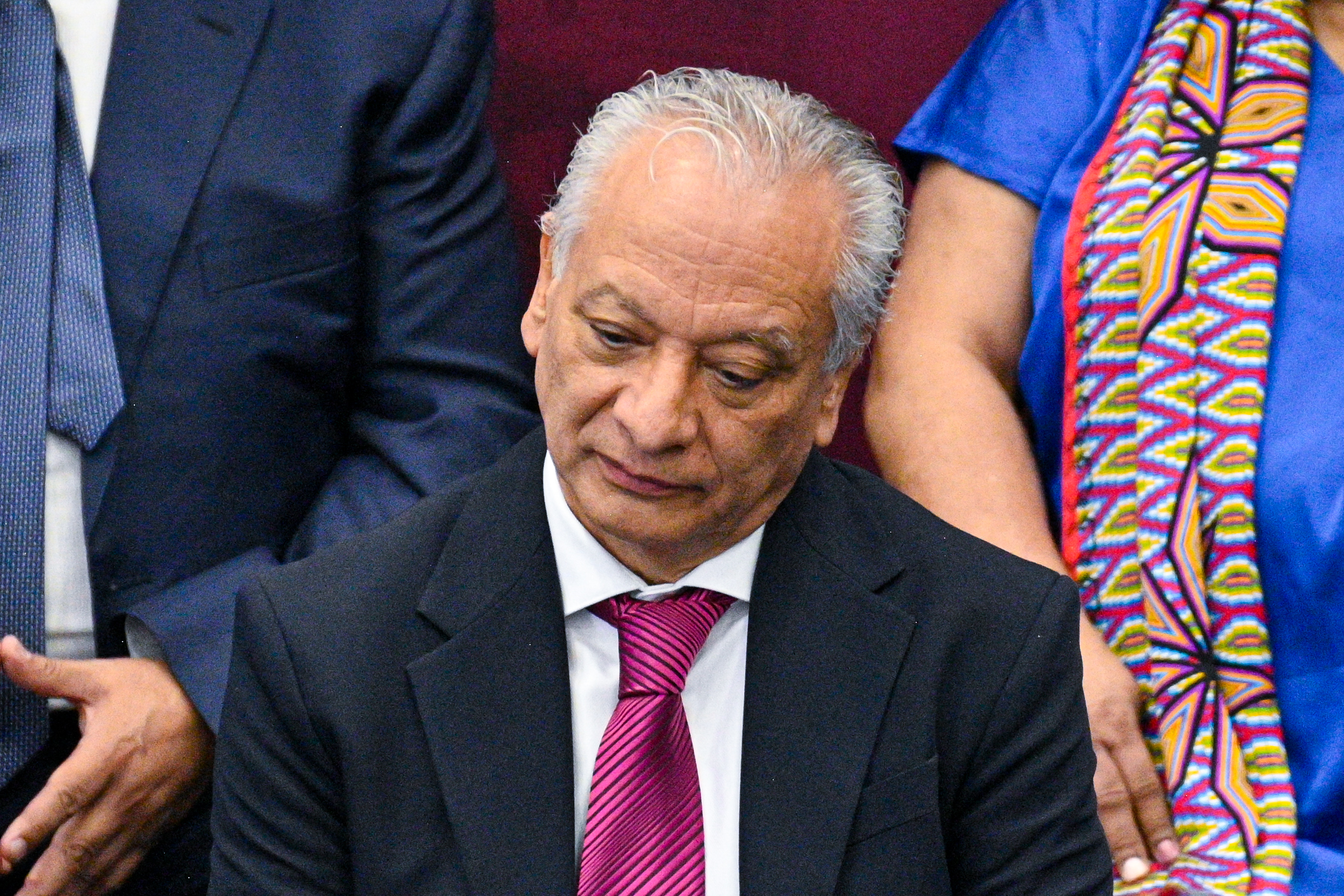 Exdirector de Pemex pasa una semana en la cárcel por golpear a su esposa