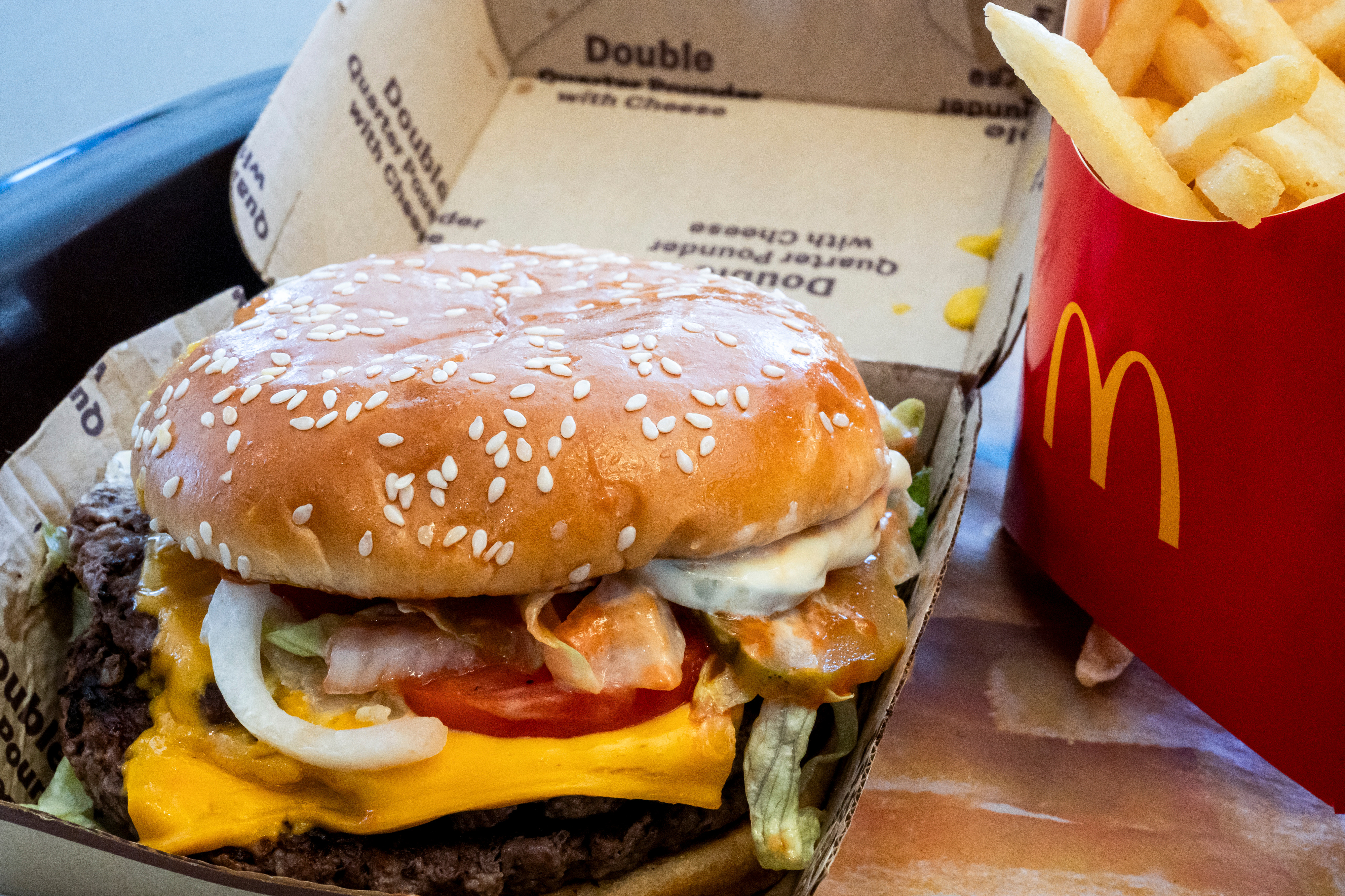 ¿De qué están hechas las hamburguesas de McDonald’s México? Esto reveló una ejecutiva