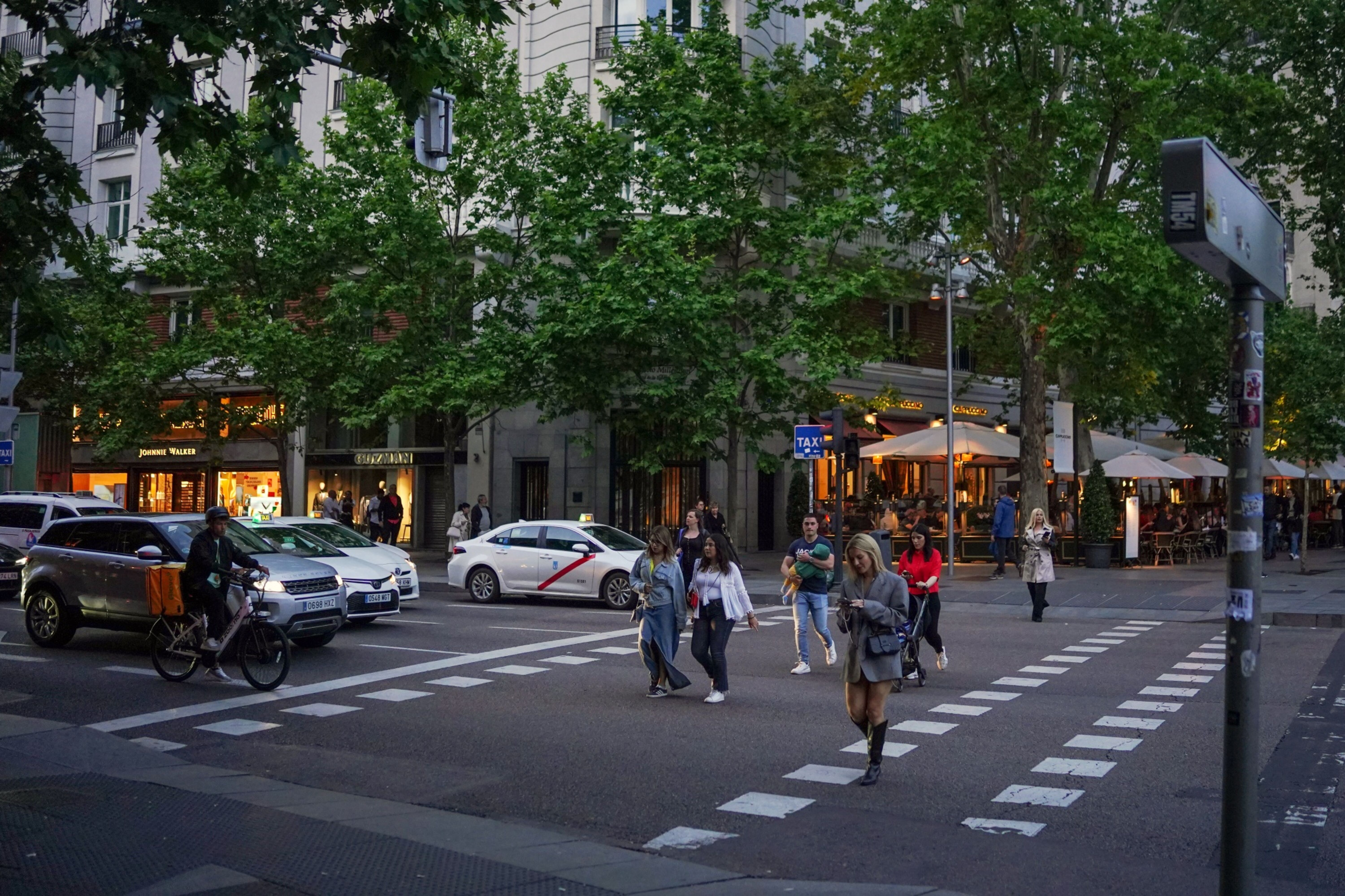 Esto le cuesta a un latino vivir en las principales ciudades de España