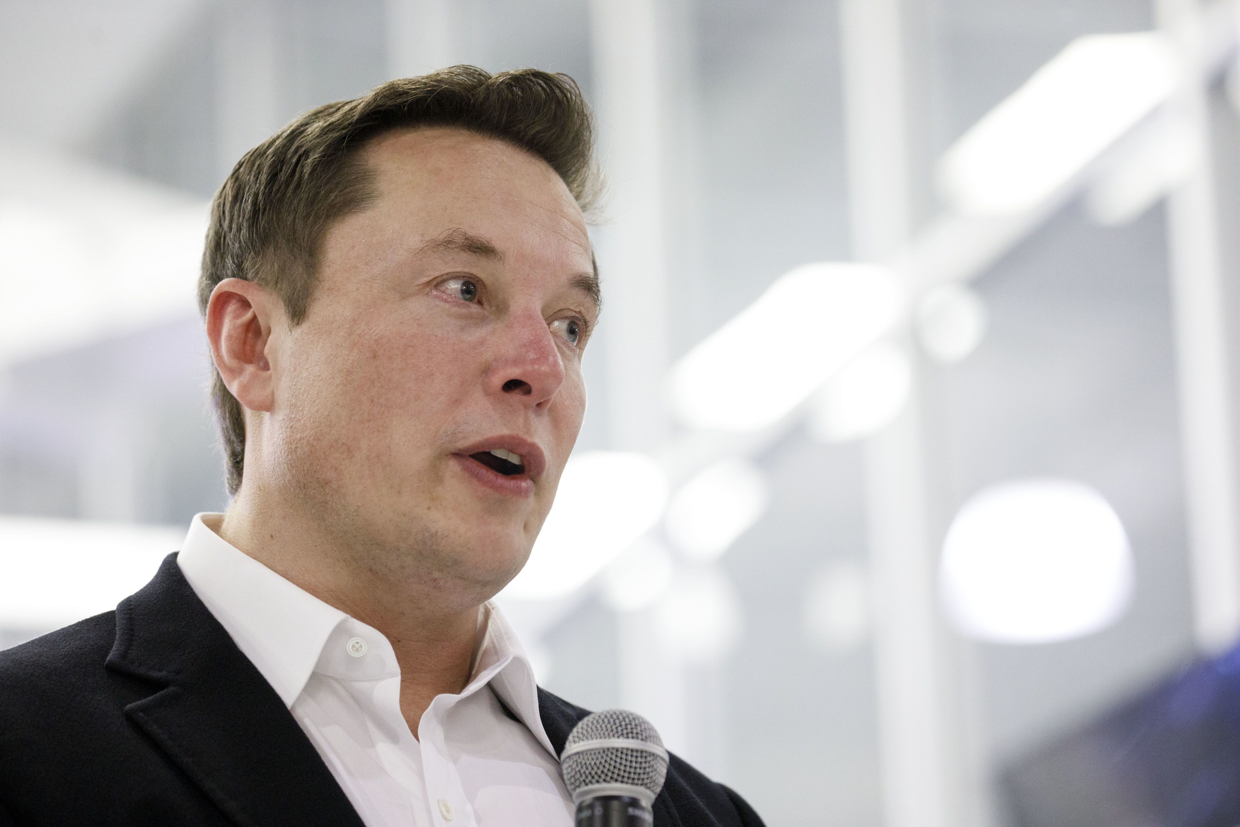 Como vai acabar? Twitter leva Elon Musk a tribunal para obrigar a compra