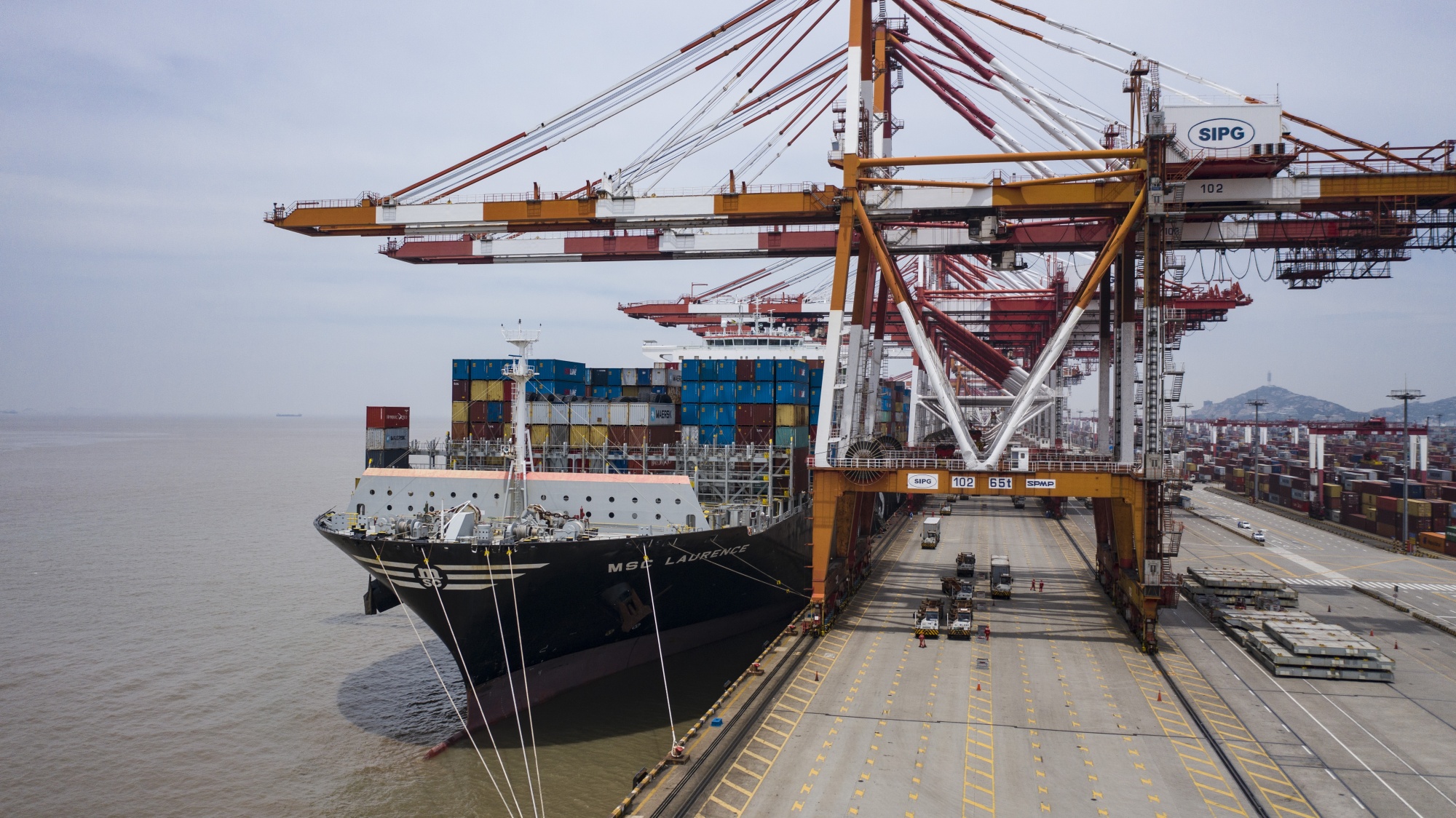Dependência da China cria duplo risco para a América Latina, diz Moody’s