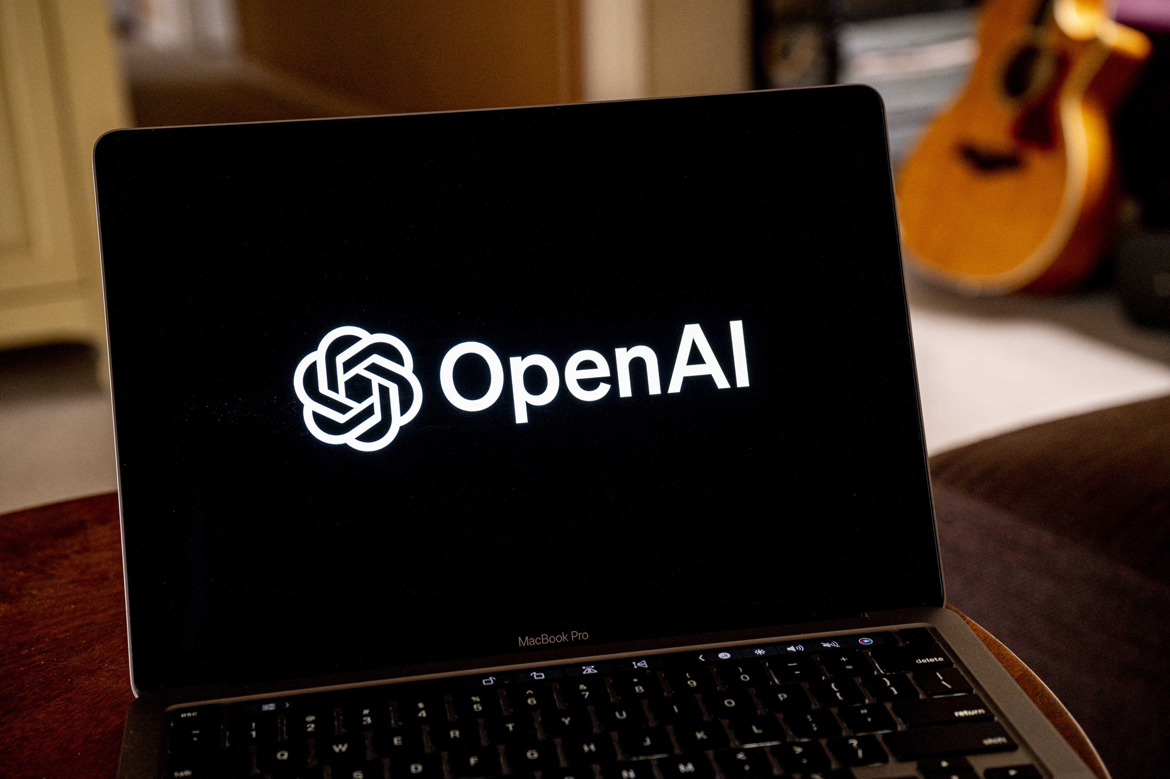 ¿Ronda de despidos en OpenAI tras alertas de seguridad sobre la IA? Hay tres denuncias