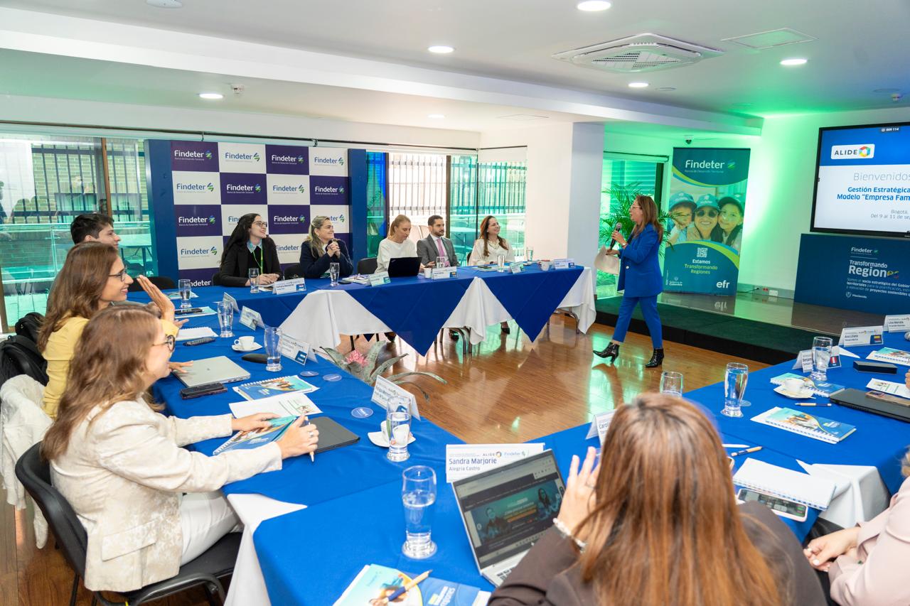 Bancos de segundo piso de Colombia, Ecuador, Paraguay y El Salvador se reúnen para evaluar políticas laborales 