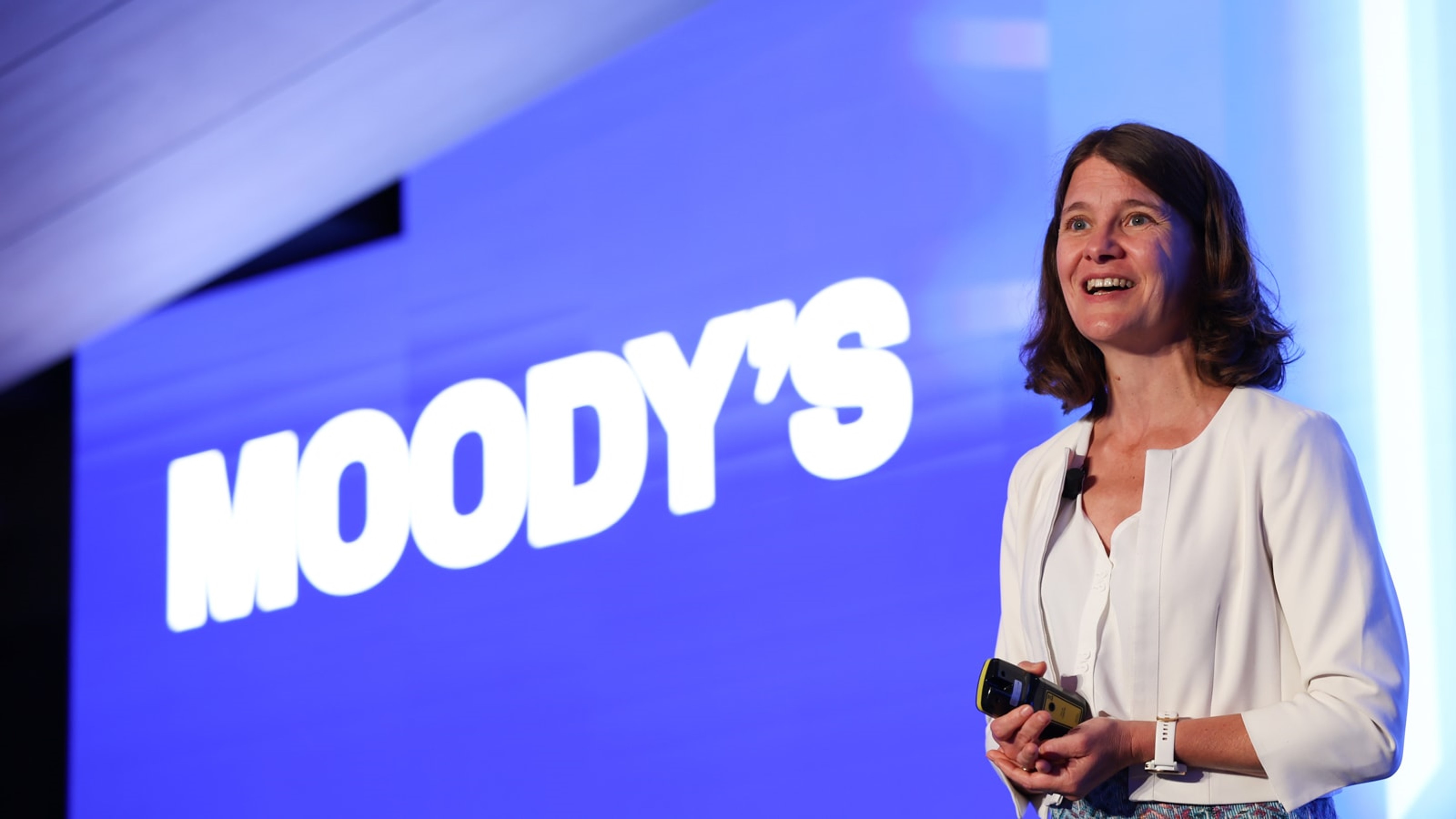 La Fed seguirá siendo independiente y el dólar rey: el escenario base de Moody’s