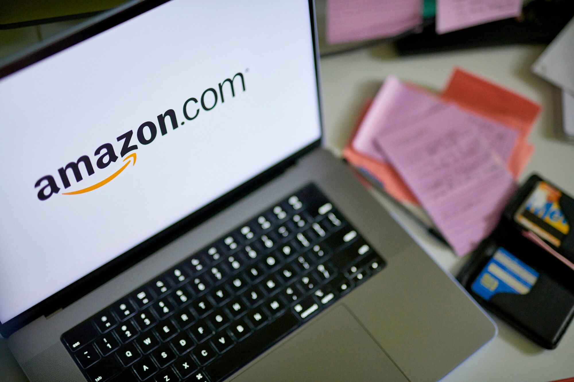 Amazon launches a video streaming feature that competes with AirPl…