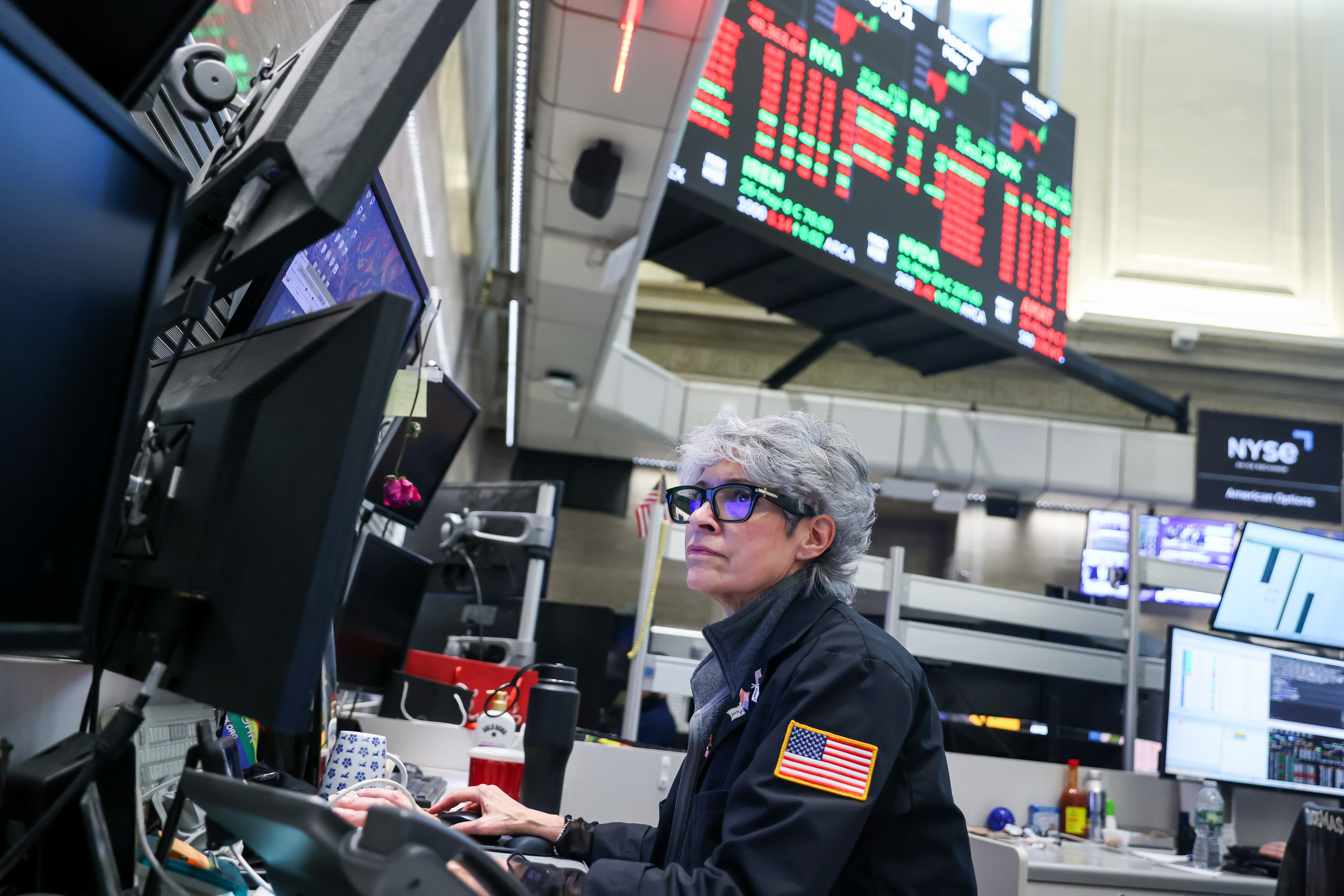 S&P 500 rompe un récord y bitcoin supera los US$81.000 ante un mayor apetito por el riesgo