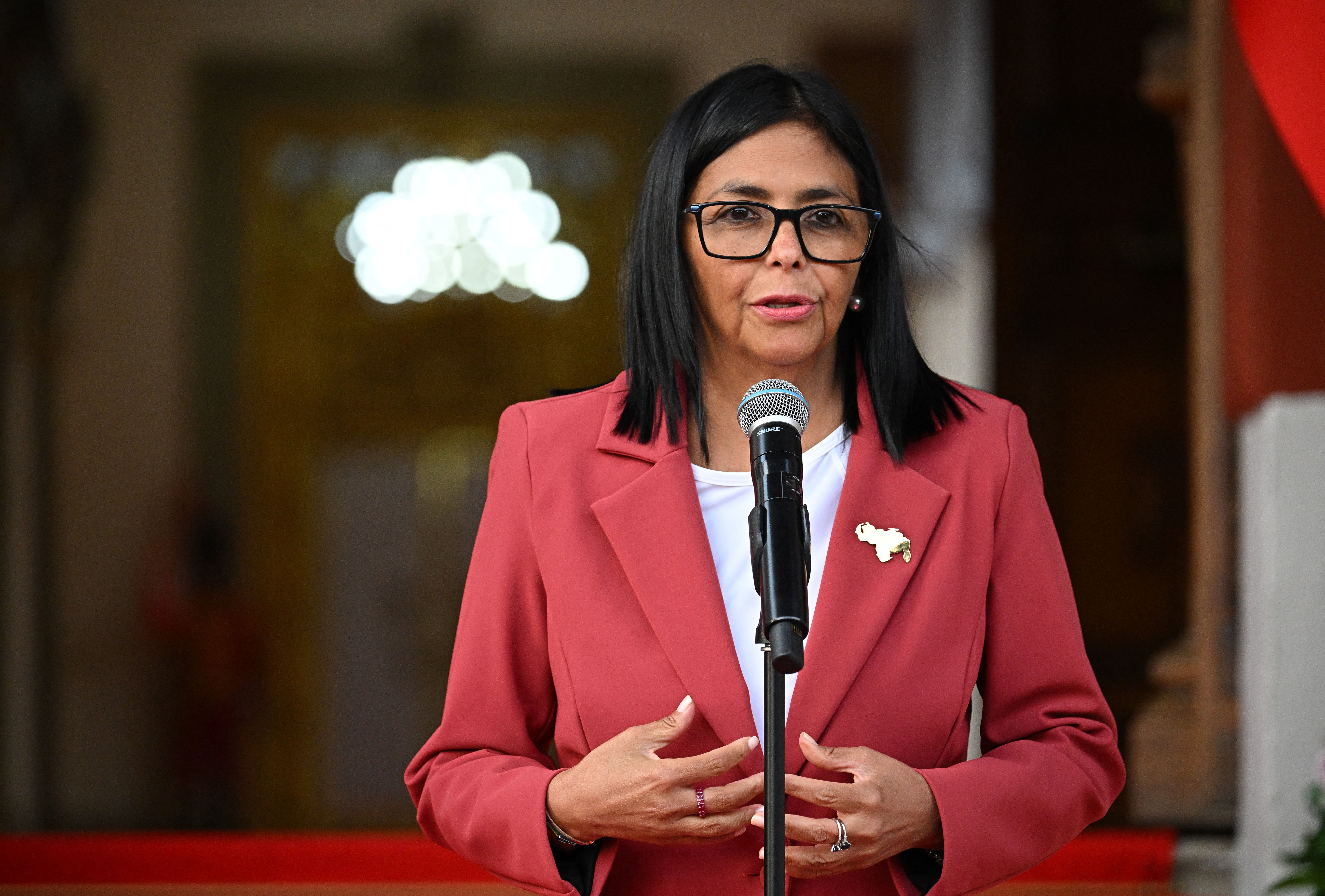 Desaprobación de Delcy Rodríguez aumenta y empeora el ánimo económico en Venezuela