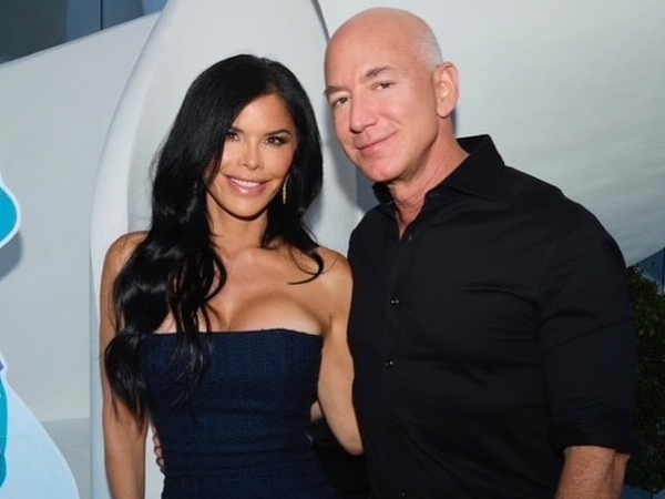 Jeff Bezos y Lauren Sánchez recorren Ecuador en su yate de US$500 millones para impulsar la conservación marina