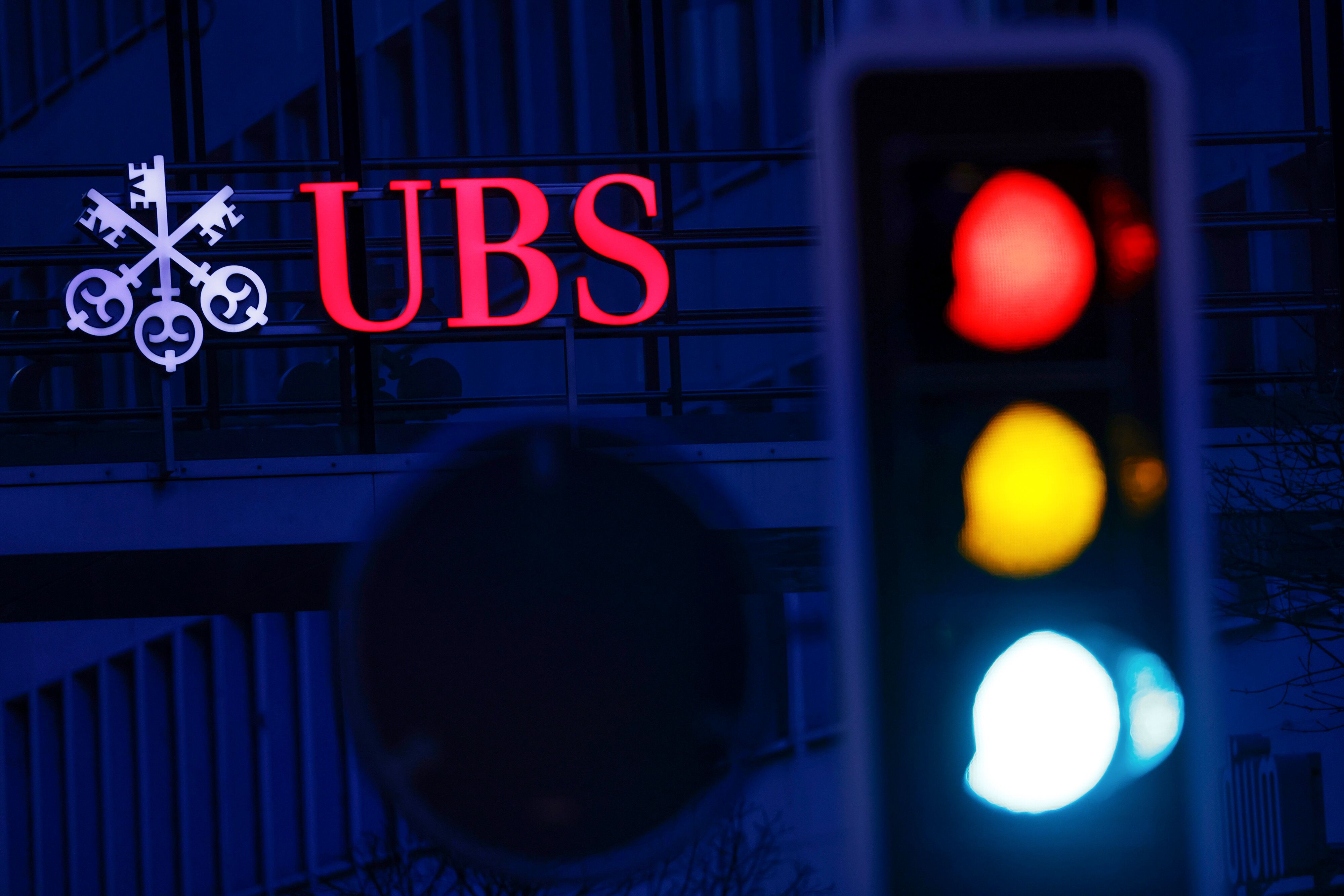 UBS intende vendere più obbligazioni AT1 per un valore di miliardi di dollari nei prossimi anni