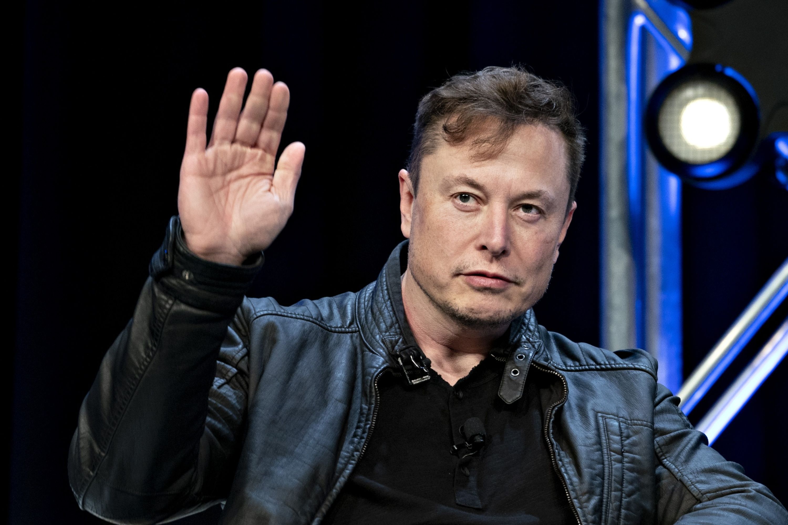 Musk volta a colocar acordo pela compra do Twitter em xeque