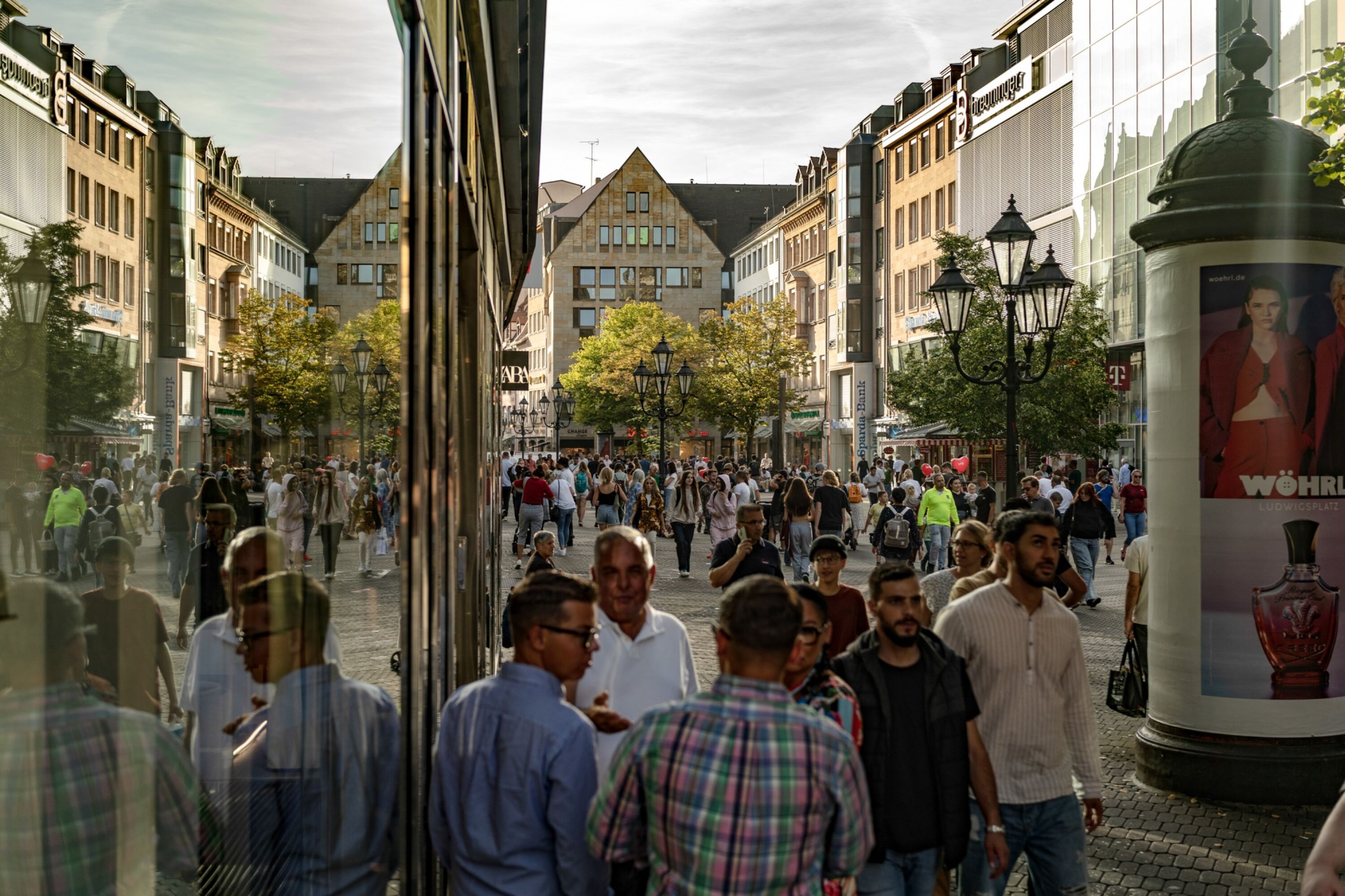Die deutsche Wirtschaft schrumpfte in diesem Quartal aufgrund von Drohungen…