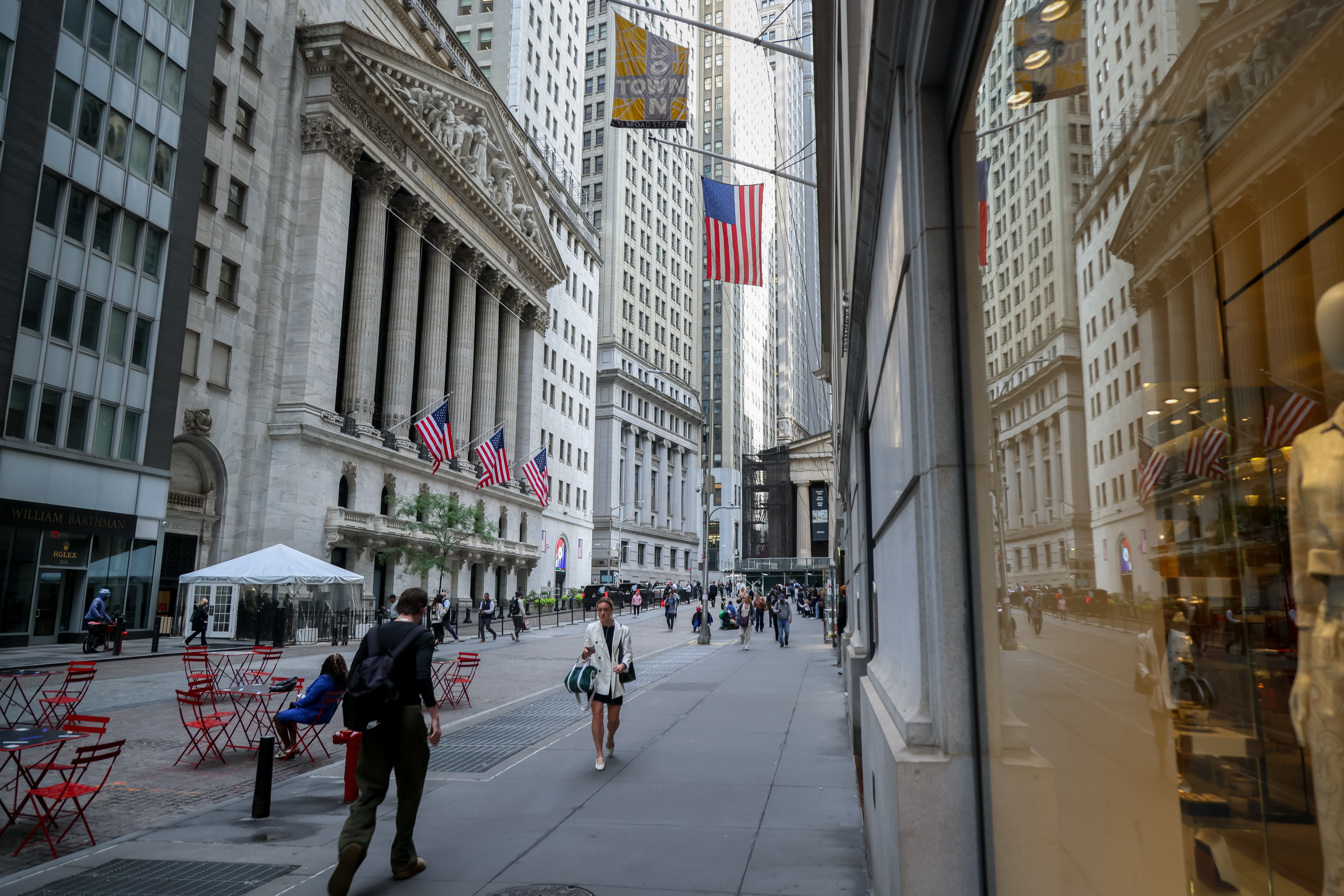 Wall Street enfrenta perdas em meio à alta dos preços do petróleo e rendimentos dos Treasuries