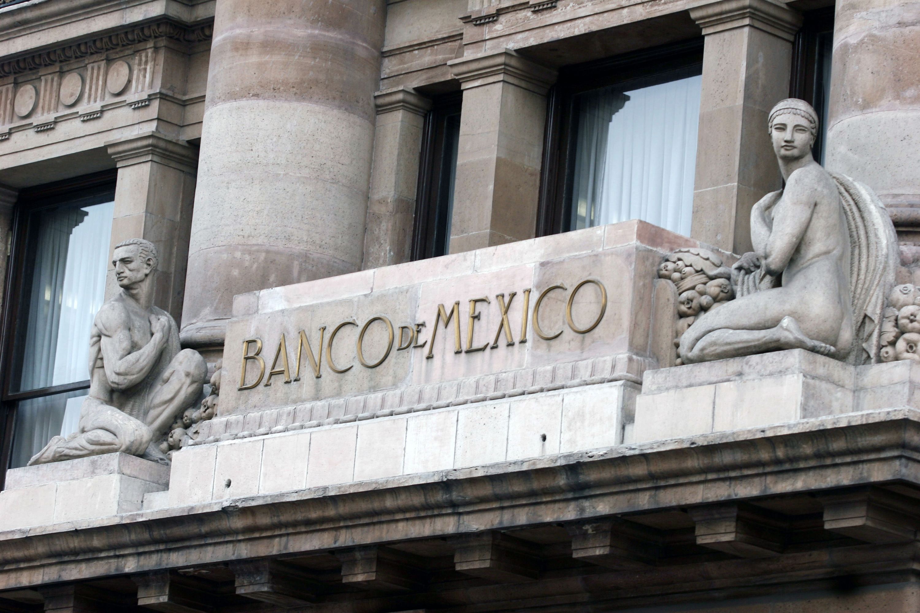 Analistas ven dos recortes en tasa de Banxico en 2026, pero discrepan sobre momento del ajuste