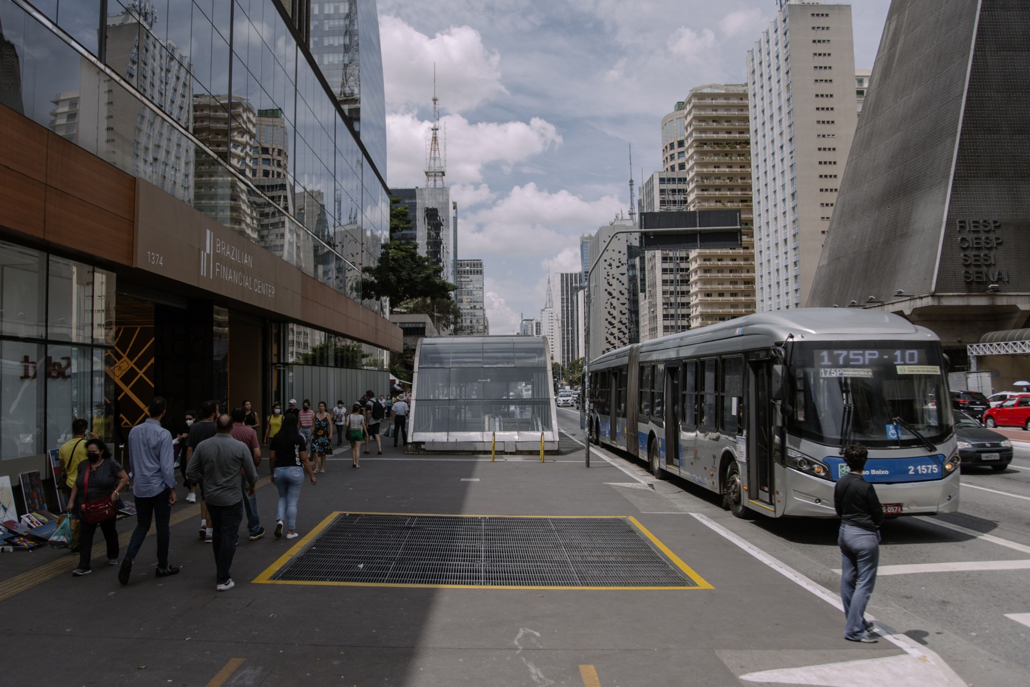 Lightrock levanta US$ 300 mi para investir em startups na América Latina Lightrock levanta US$ 300 mi para investir em startups na América Latina