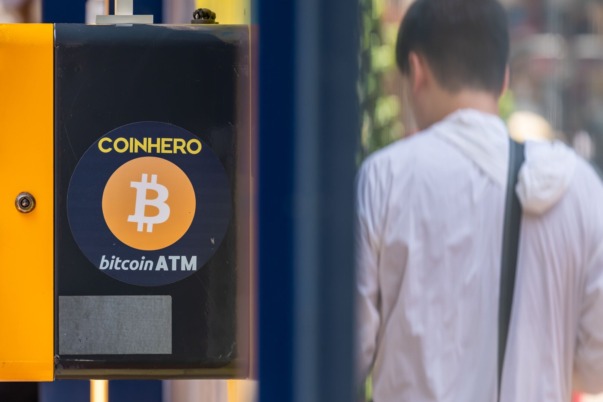 Es el bitcoin el nuevo “oro digital”? La caída de las criptomonedas  cuestiona la teoría