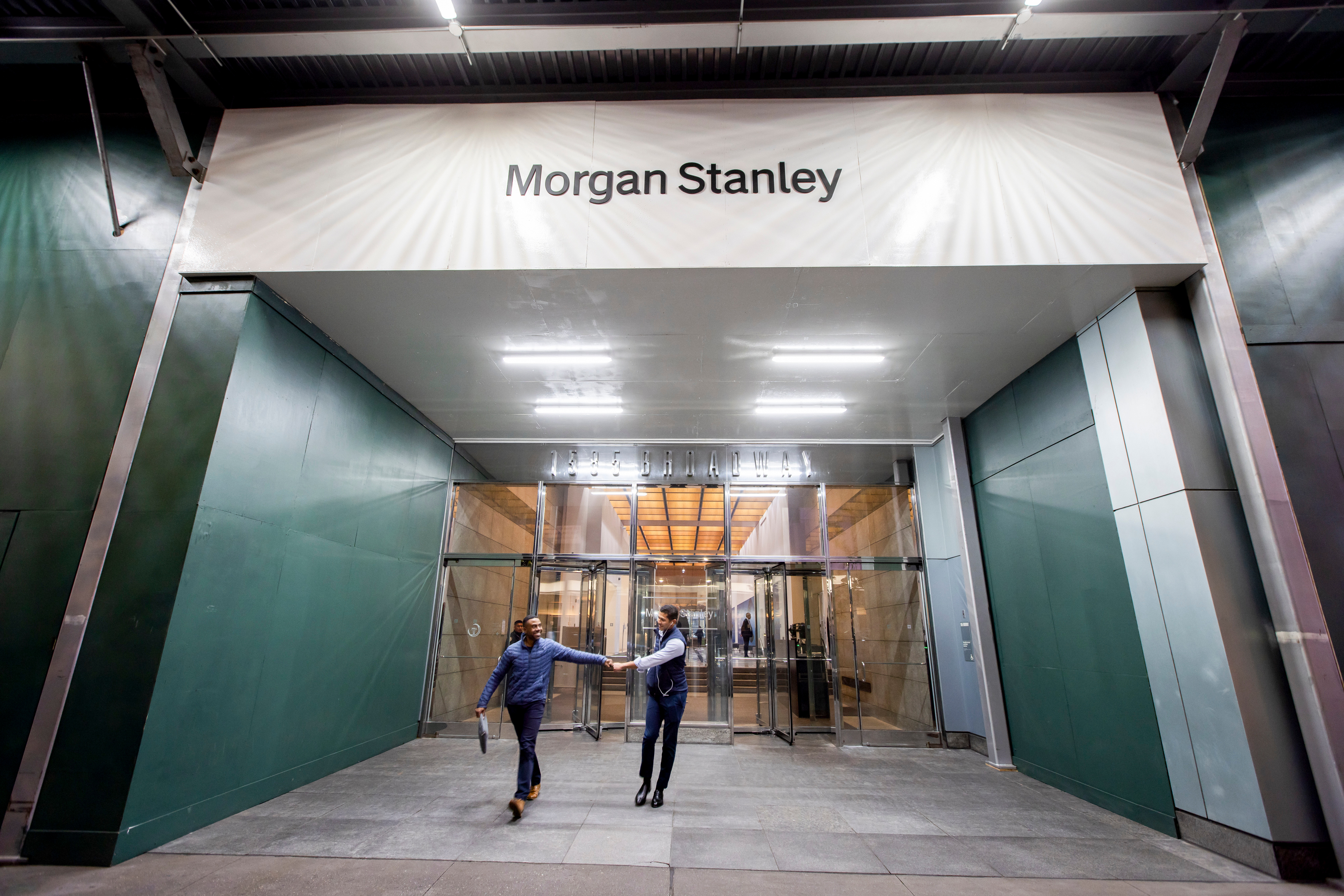 Morgan Stanley mantém aposta em infraestrutura de dados apesar de queda das ações Morgan Stanley mantém aposta em infraestrutura de dados apesar de queda das ações