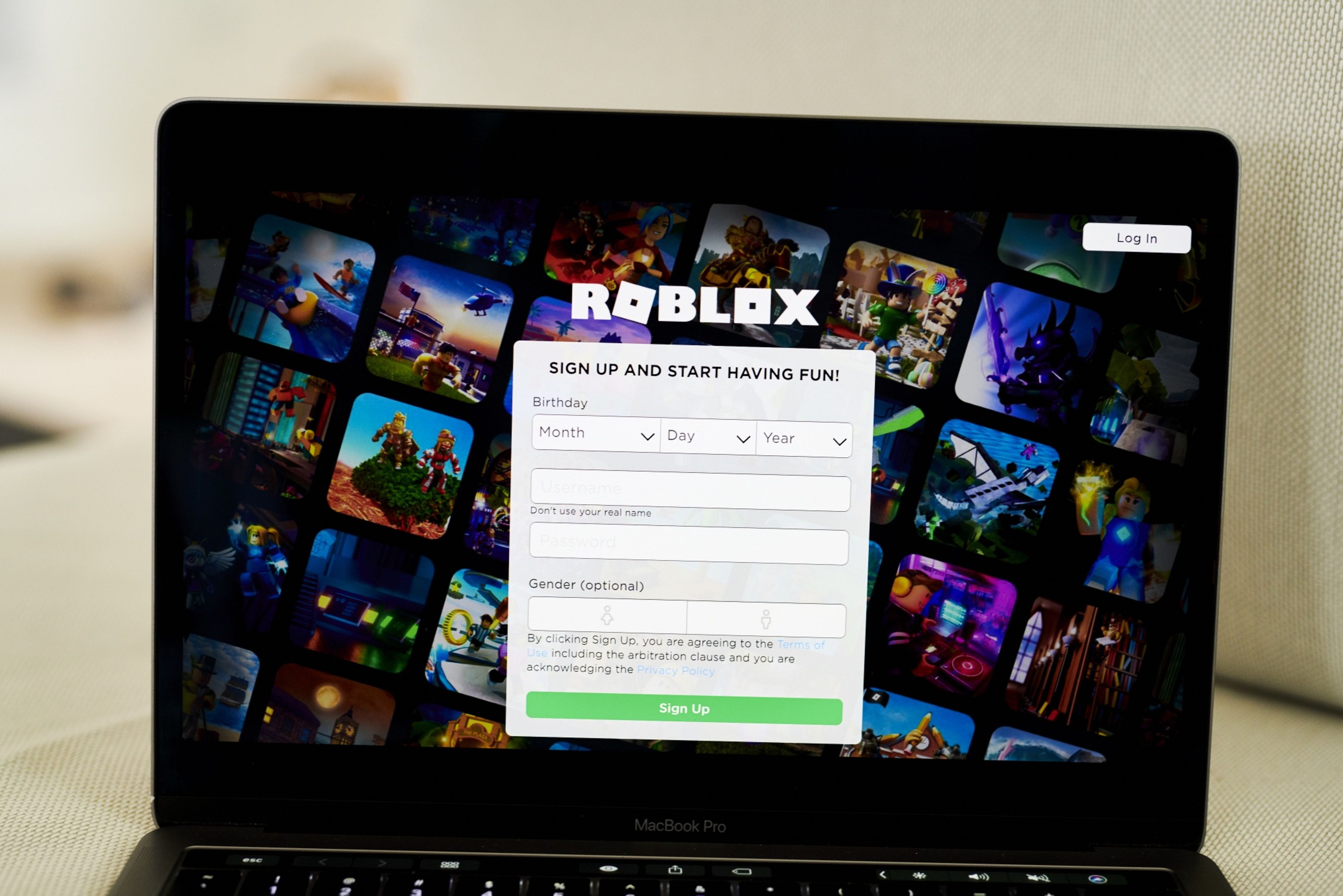 Roblox atinge 1,7 bilhão de usuários em setembro