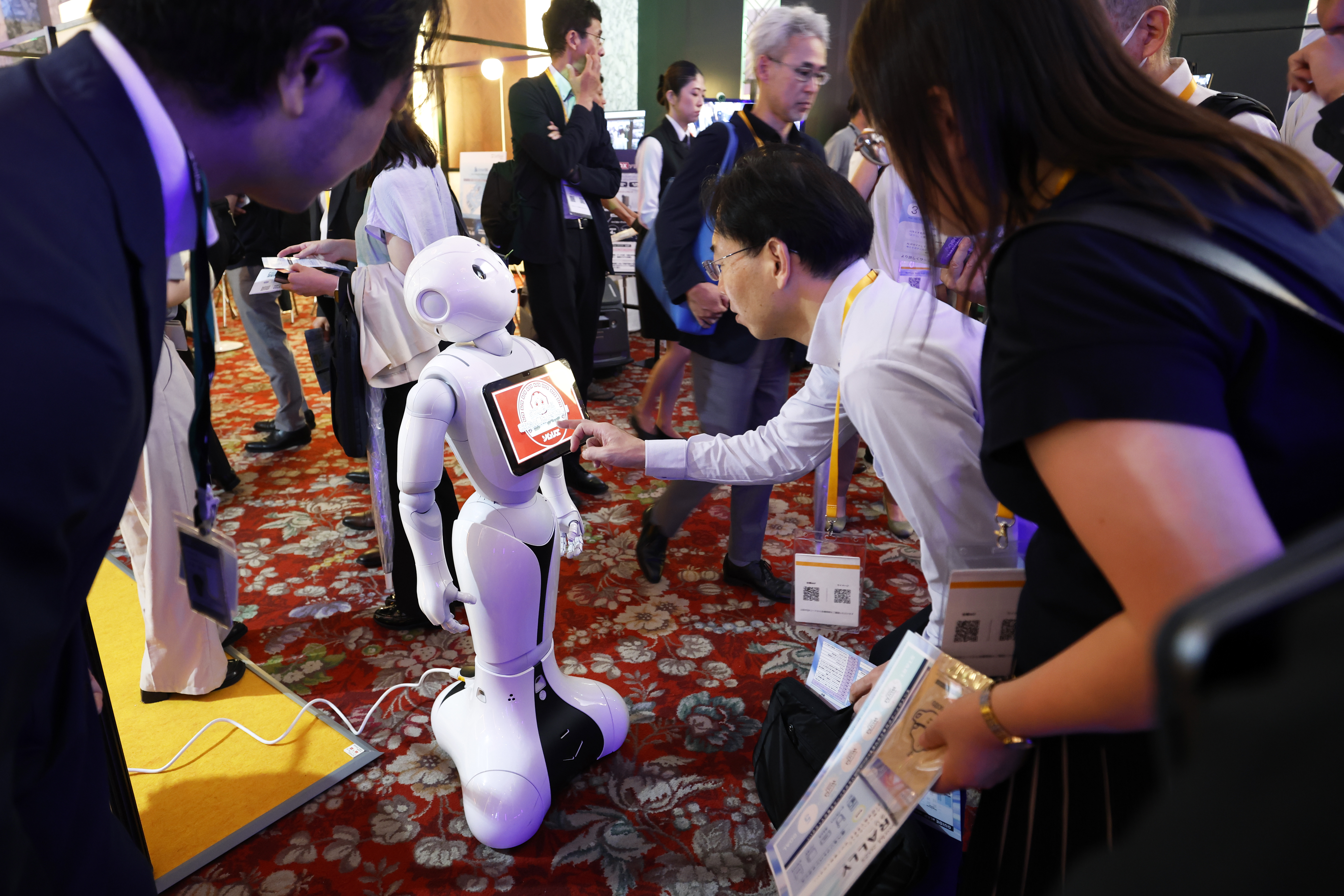 SoftBank avança em IA e adquire empresa de data center