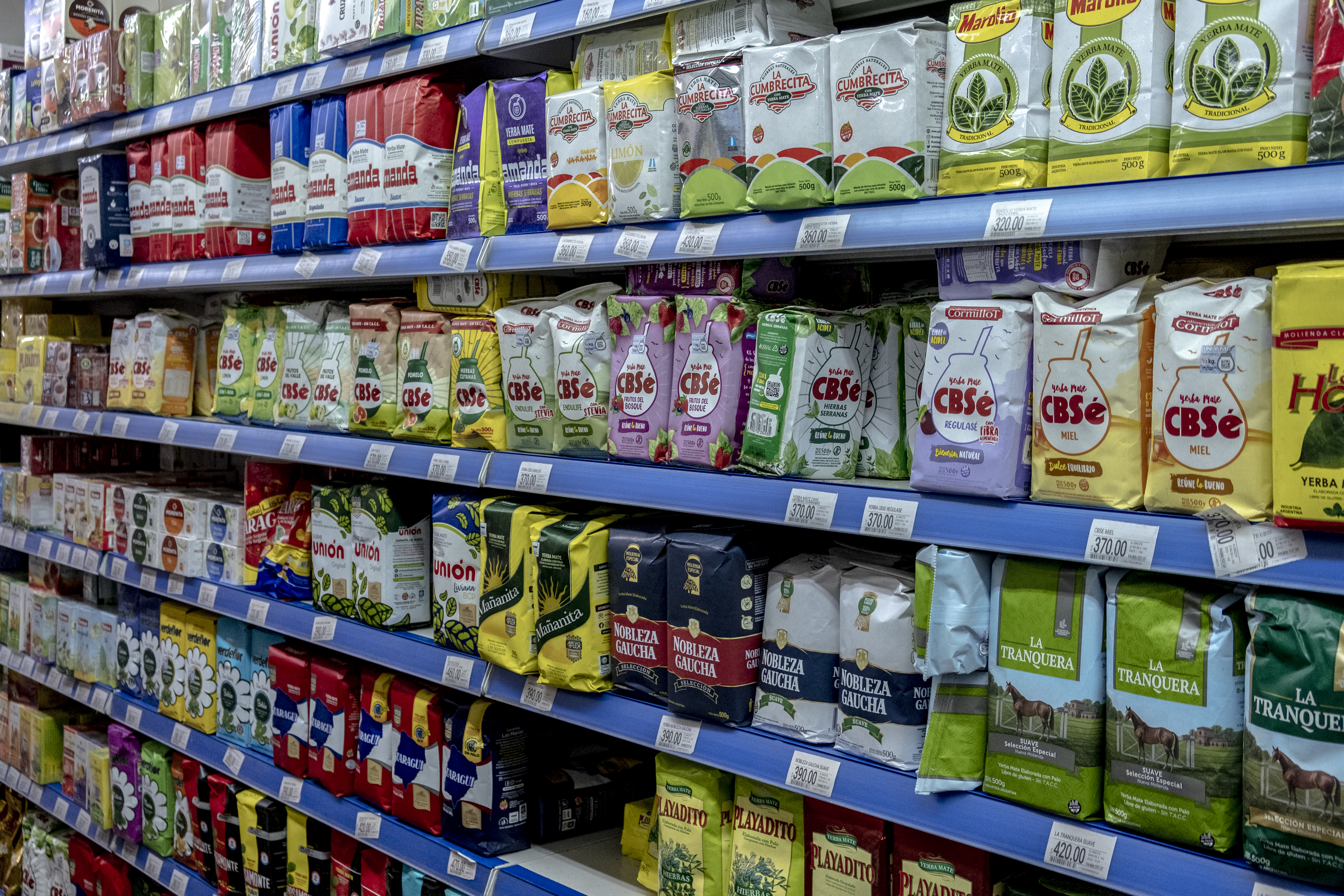 Argentina domina exportaciones de yerba pero marca brasileña será sponsor de la selección de fútbol