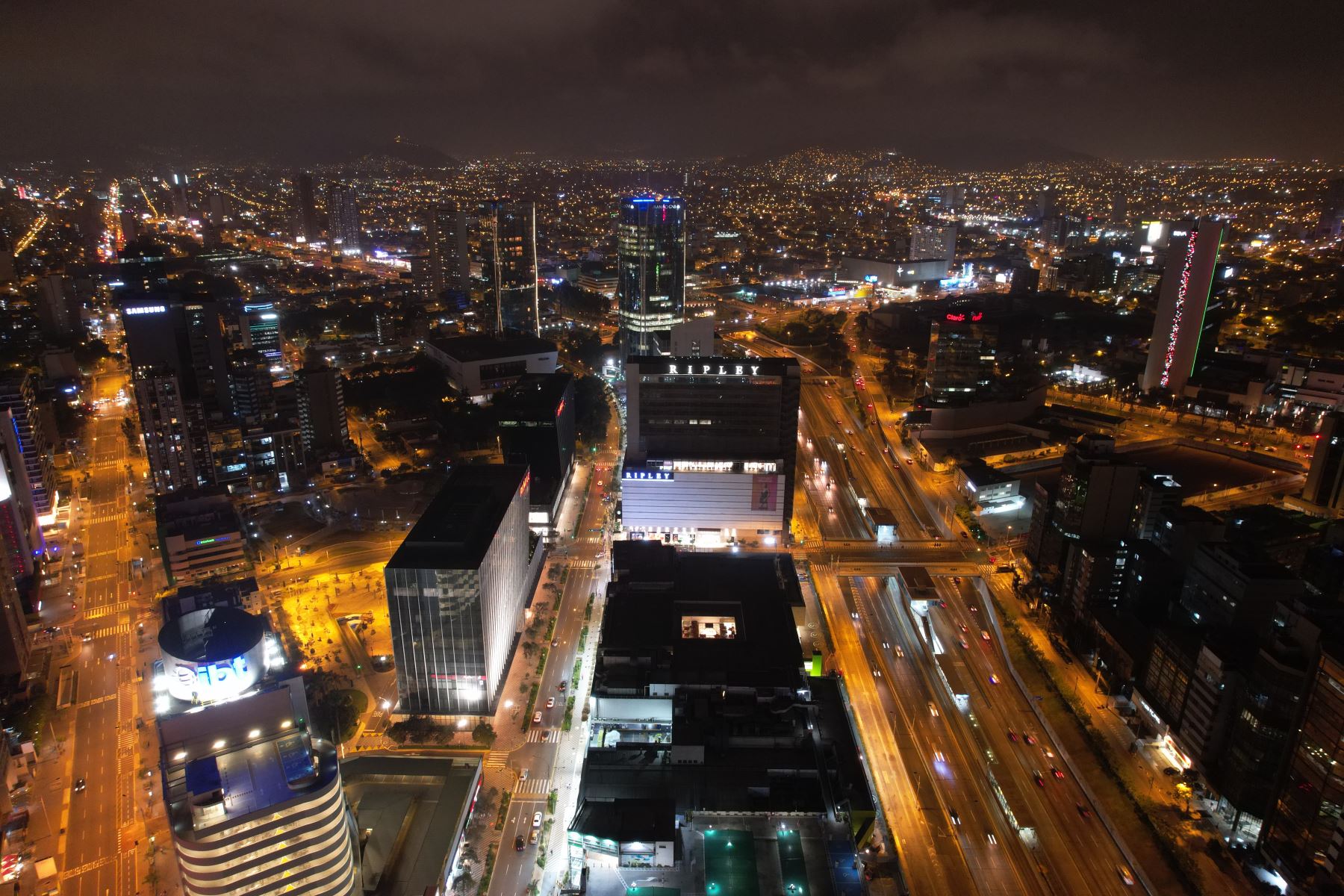 Inversión privada de Perú habría anotado uno de sus peores semestres desde 1999