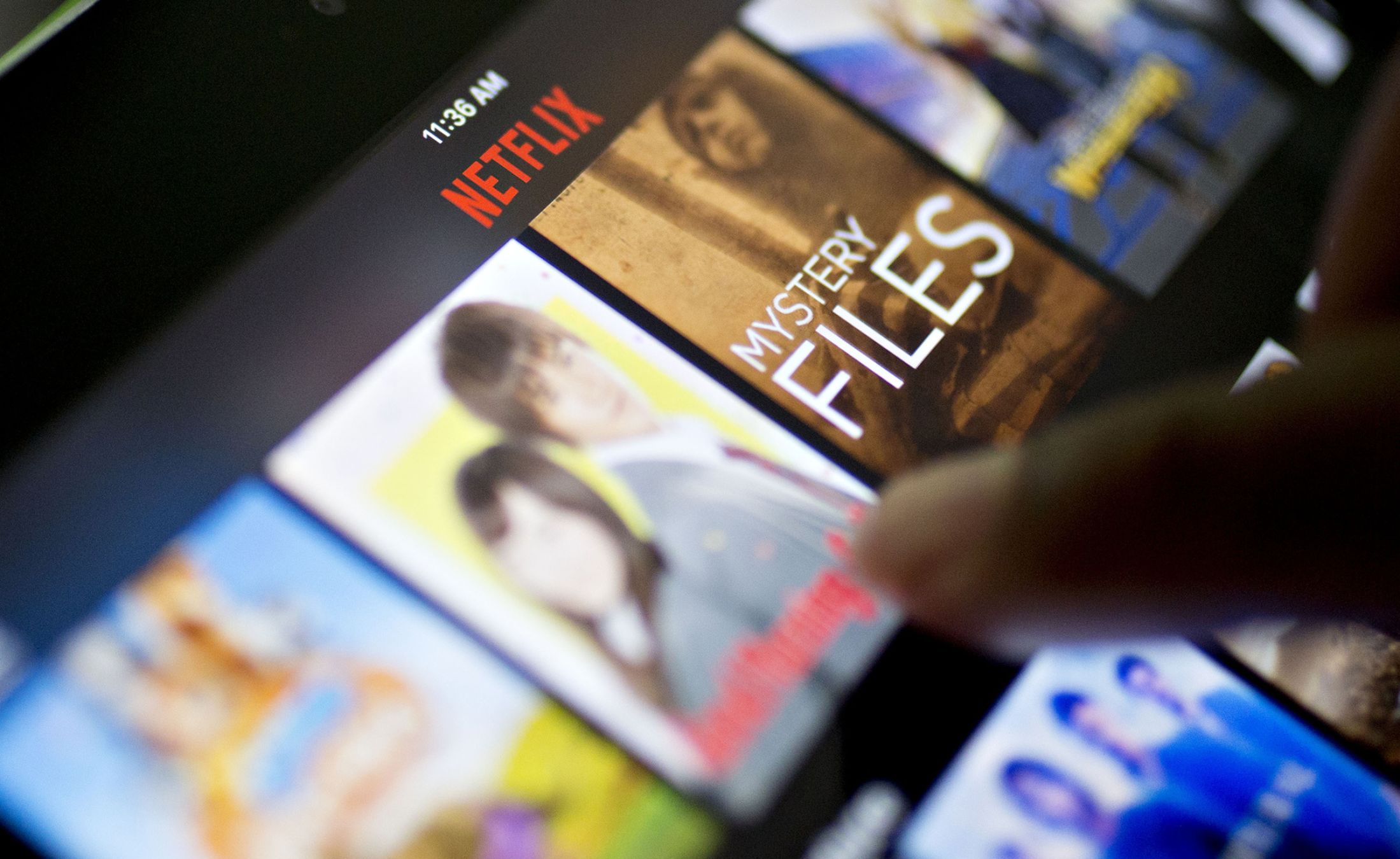 Seis meses después, Netflix lanzará su suscripción con anuncios - BizTV