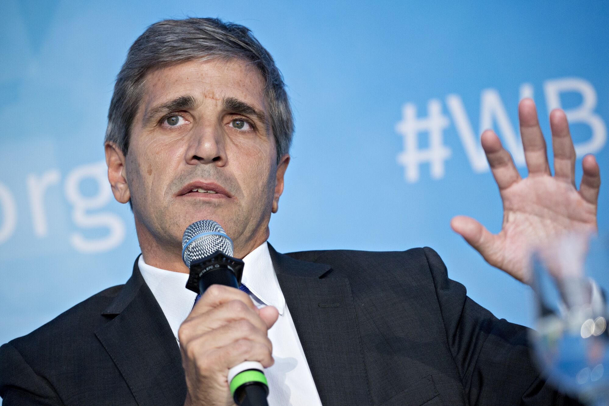 Bonos argentinos operan en rojo pese a “buena señal” que dejó el repo del BCRA Bonos argentinos operan en rojo pese a “buena señal” que dejó el repo del BCRA