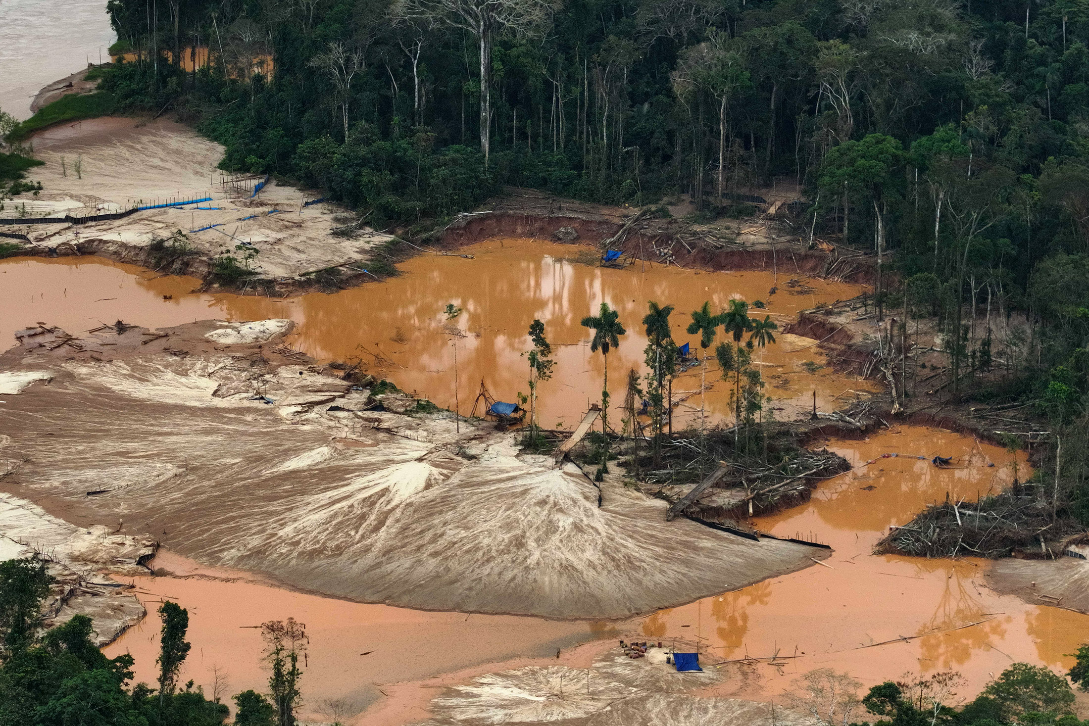 MinMinas abre el 10% del territorio nacional a la minería: elimina restricciones en 119 municipios MinMinas abre el 10% del territorio nacional a la minería: elimina restricciones en 119 municipios