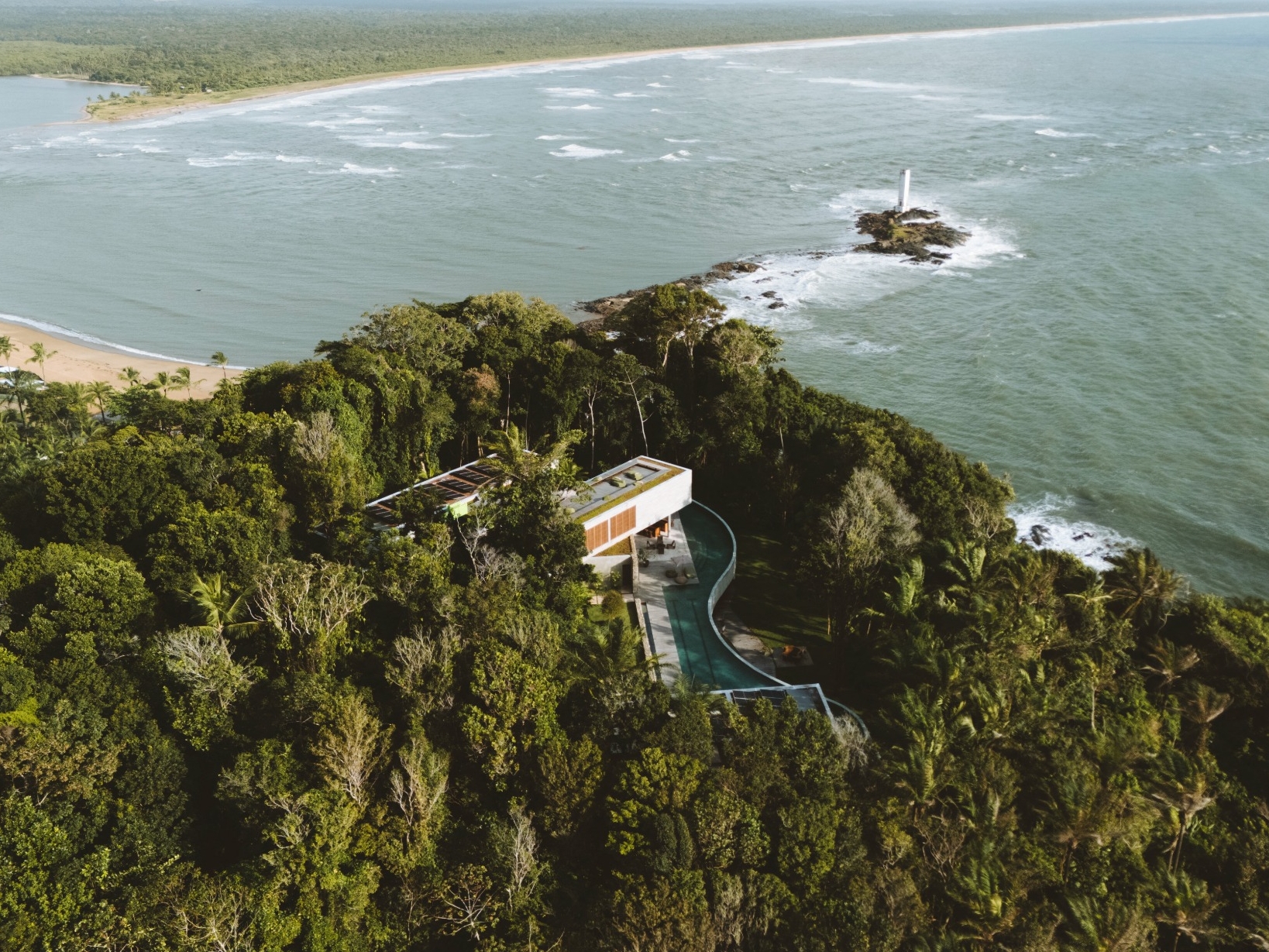 Desde US$30.000 por noche: así es OKA, la villa más lujosa de Brasil  