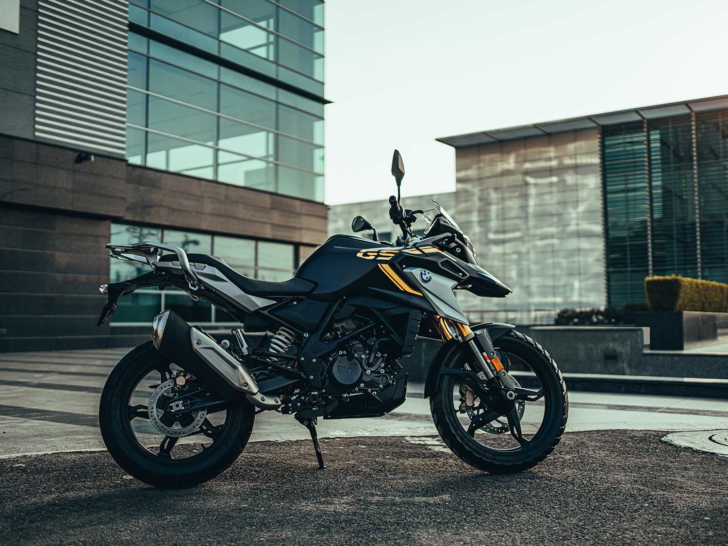 2021 bmw g310gs