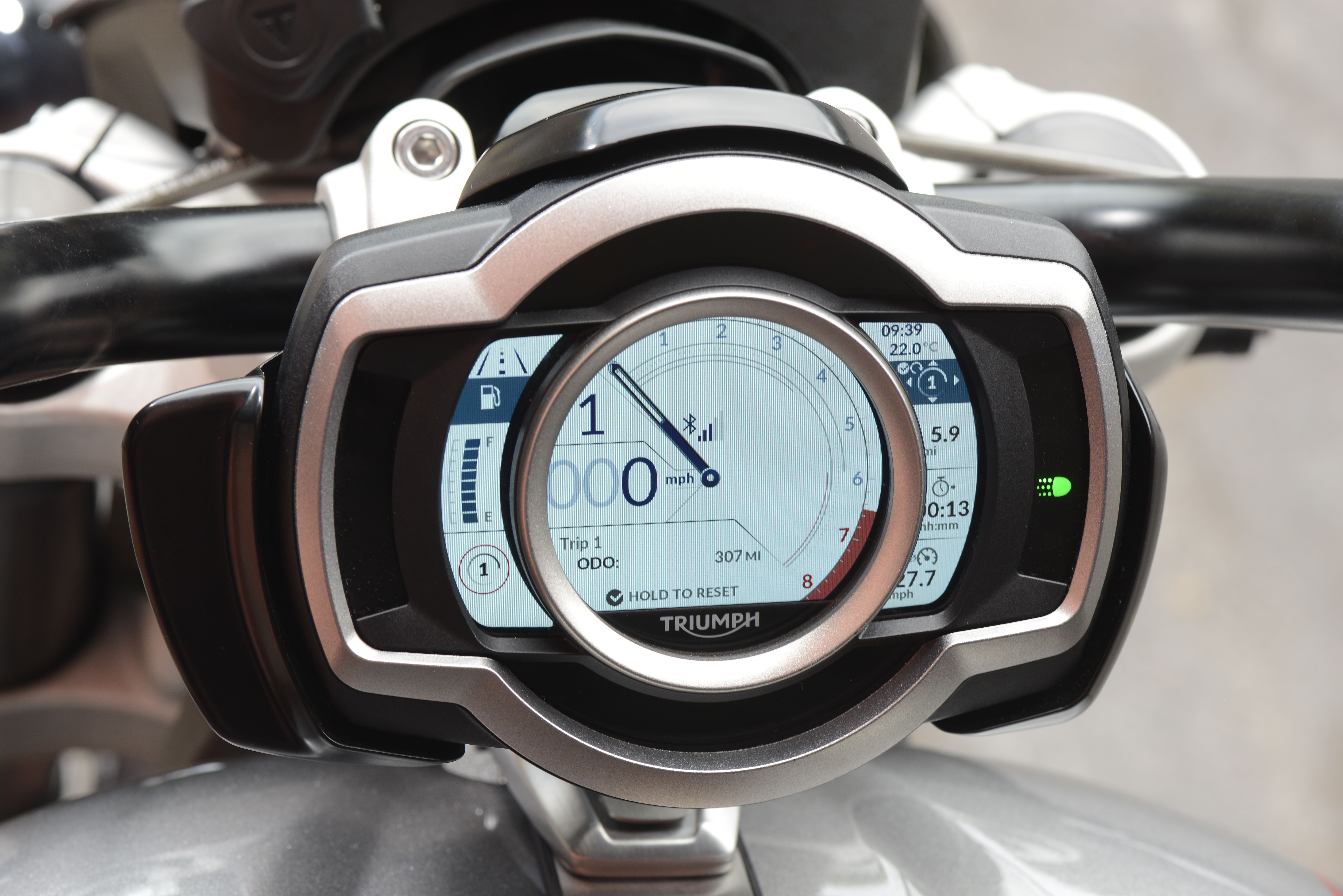 triumph rocket 3 speedometer