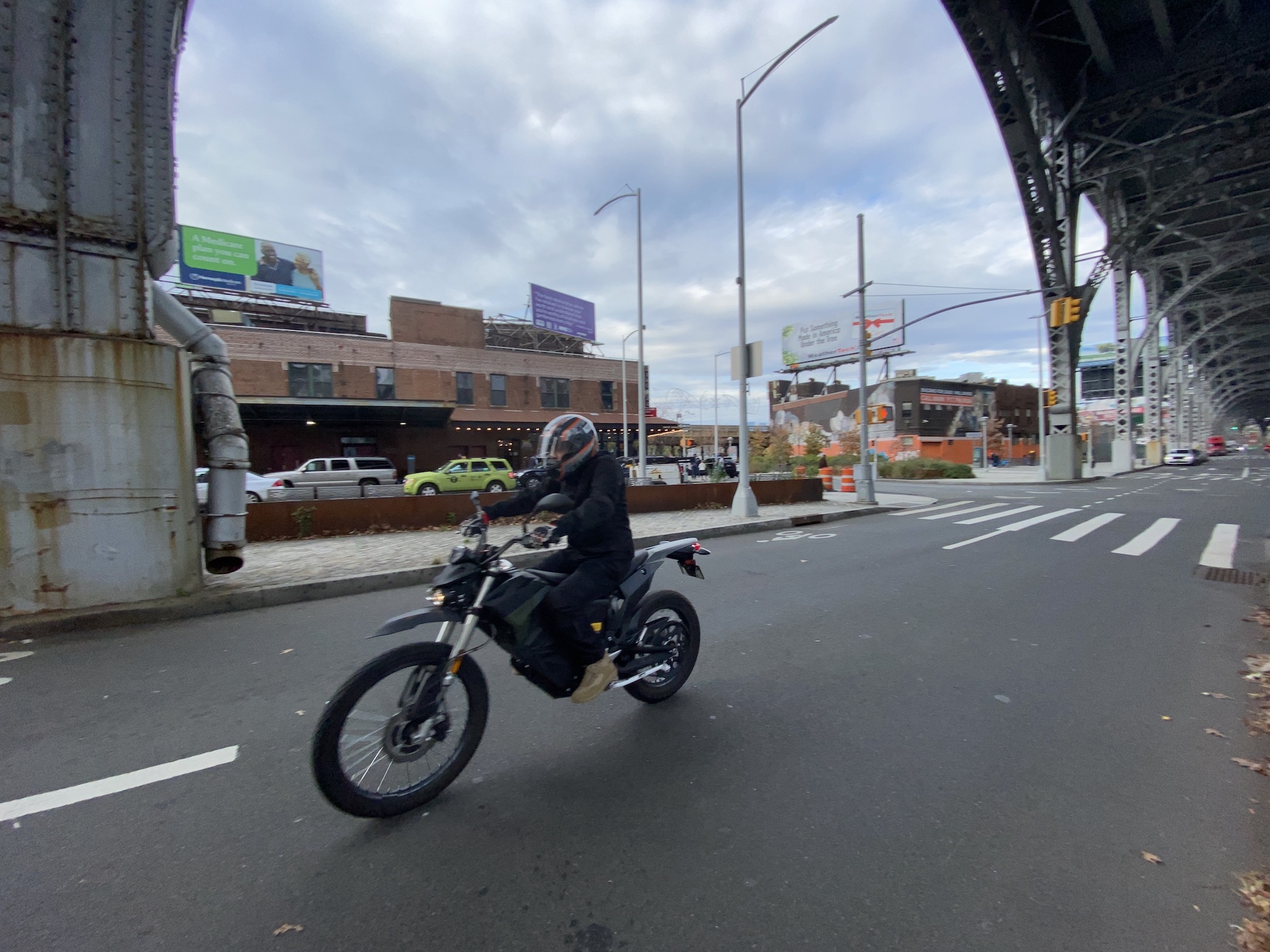 zero dual sport motorcycle