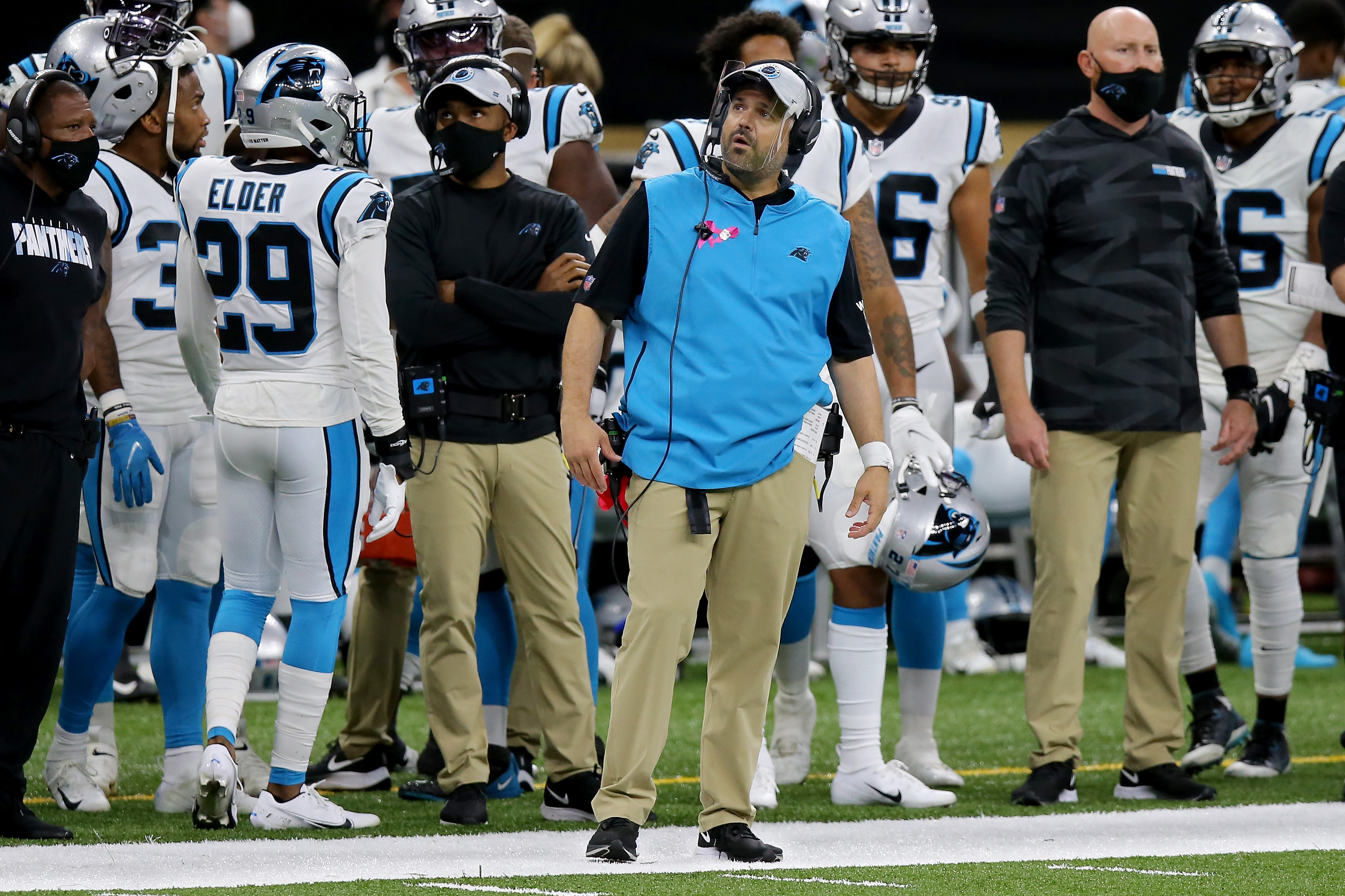 Here's what NFL players' hats on the sidelines will look like this season