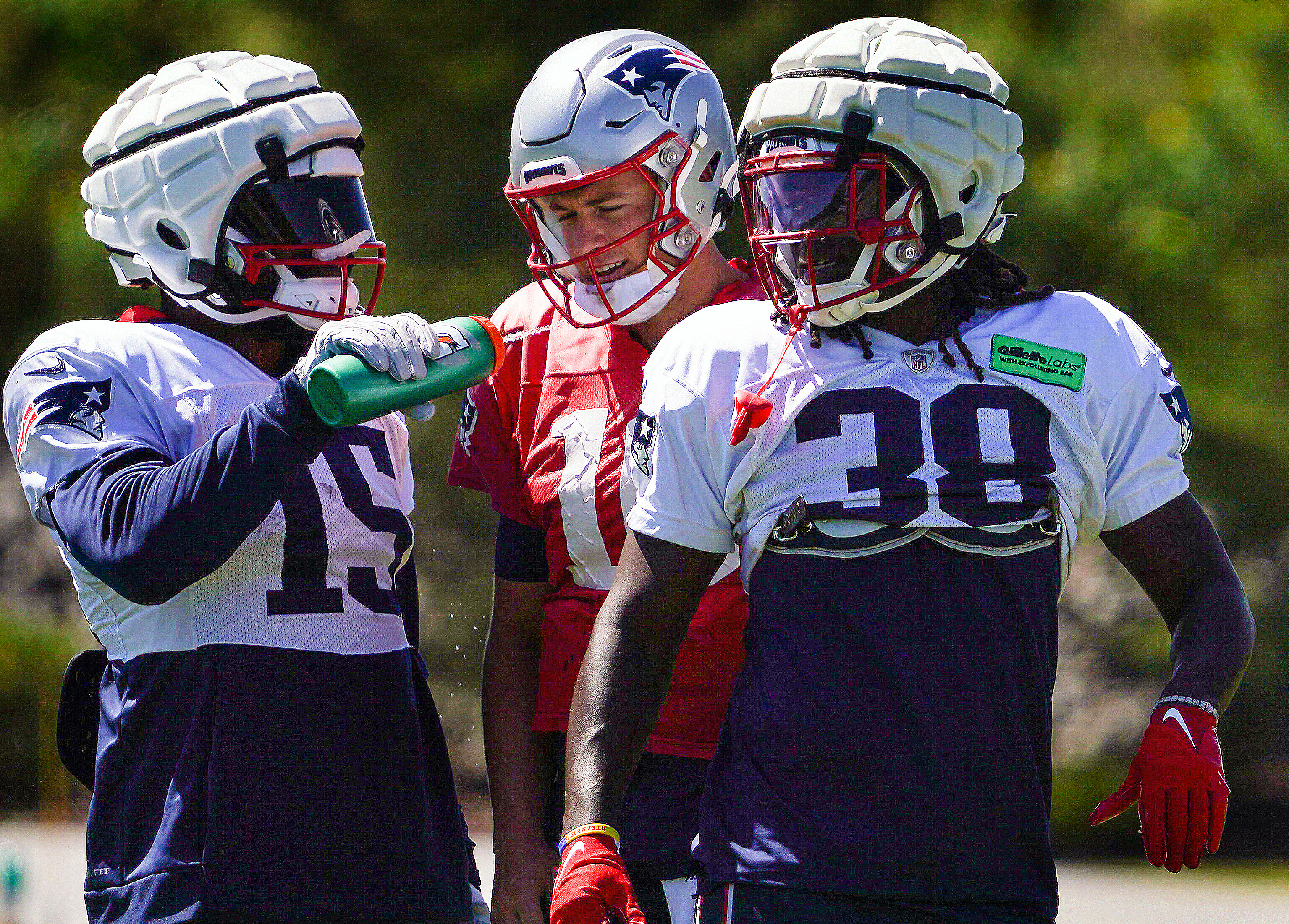 NFL Notebook: Insiders dish on the Patriots short and long term future.