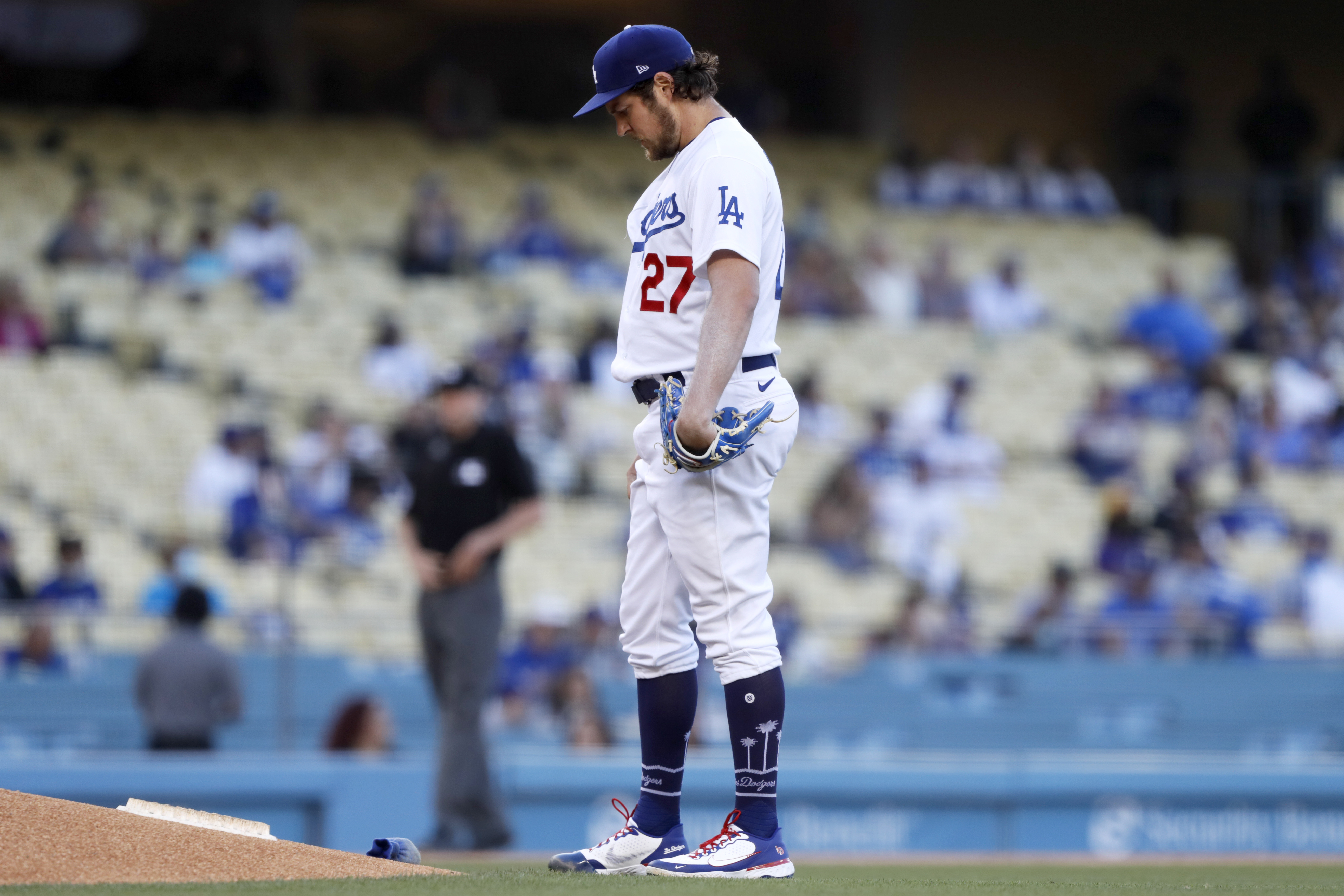 Former Dodgers pitcher Trevor Bauer settles sexual-assault lawsuit, lawyers  say 