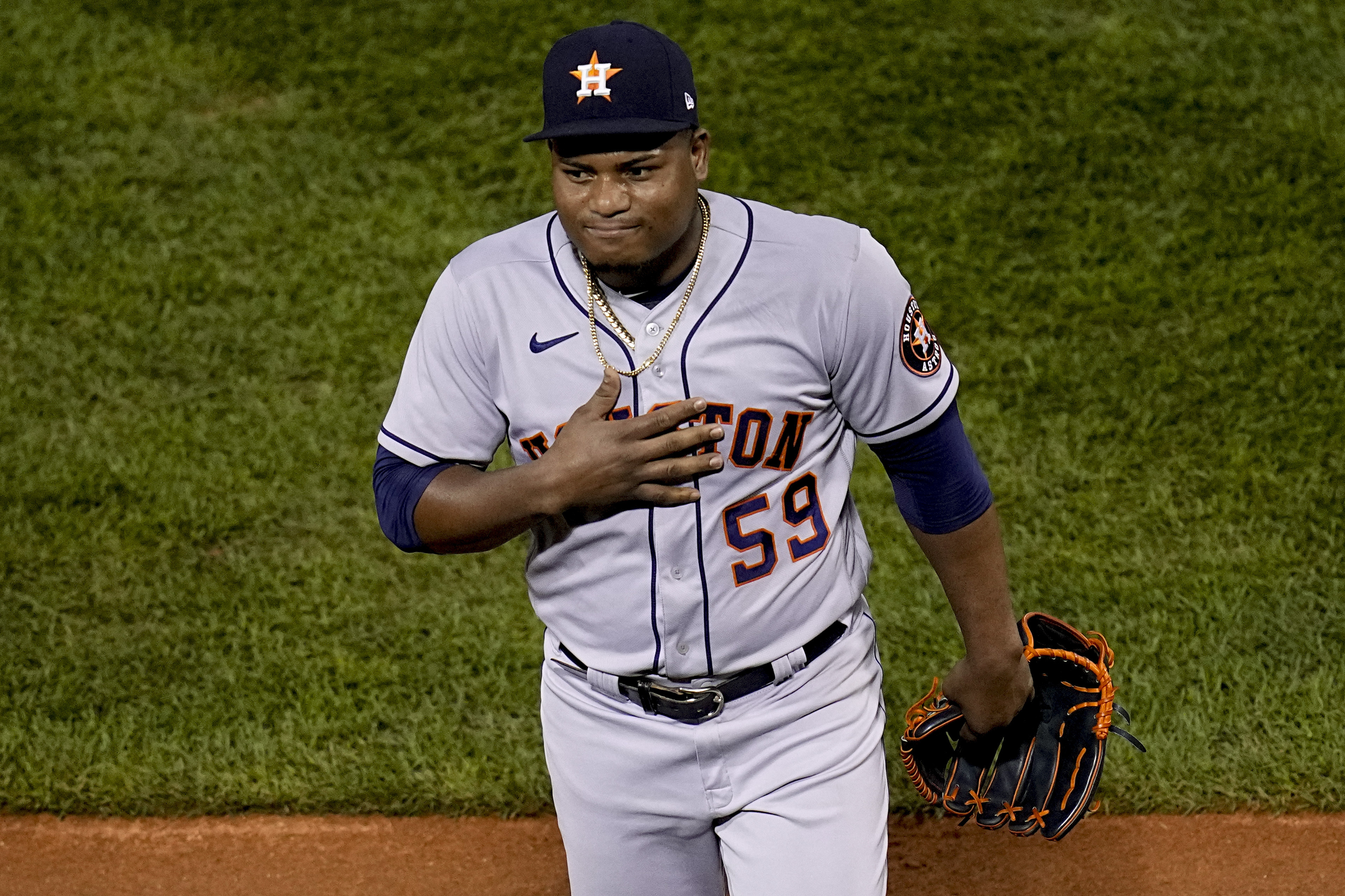 Pedro Martinez explains what Framber Valdez was doing during Game 2