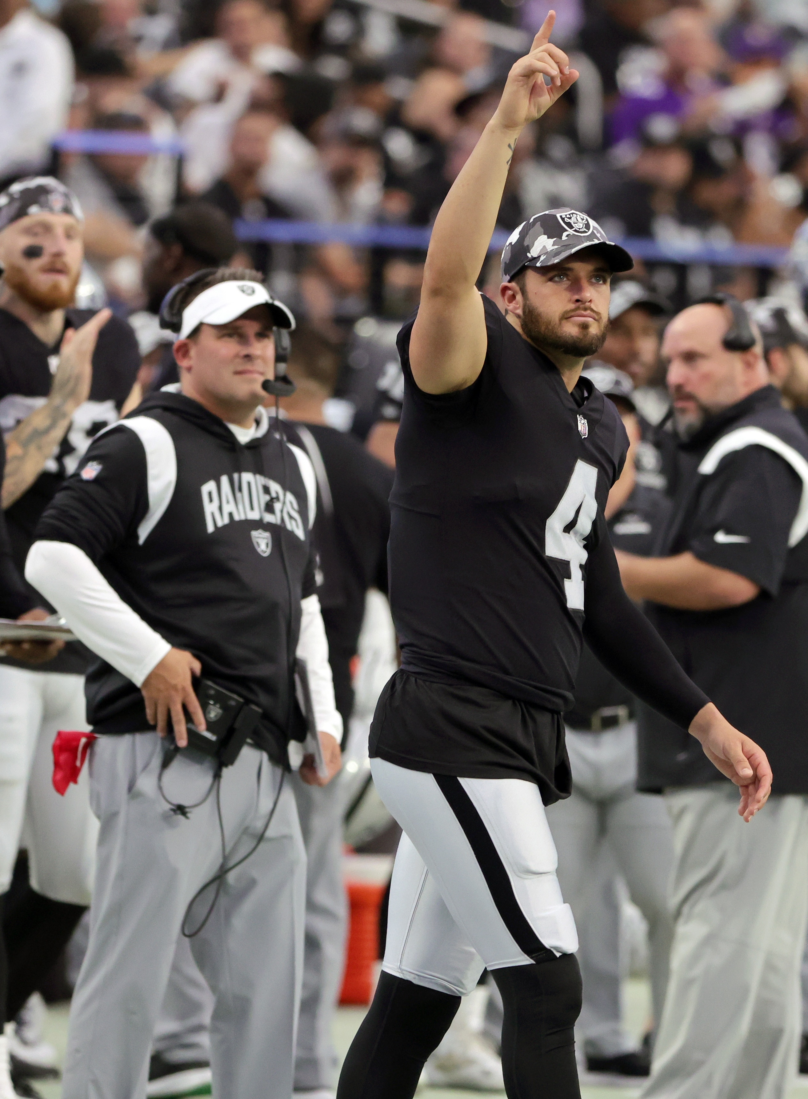 Jarrett Stidham Prepares Just Like Derek Carr Says Mick Lombardi