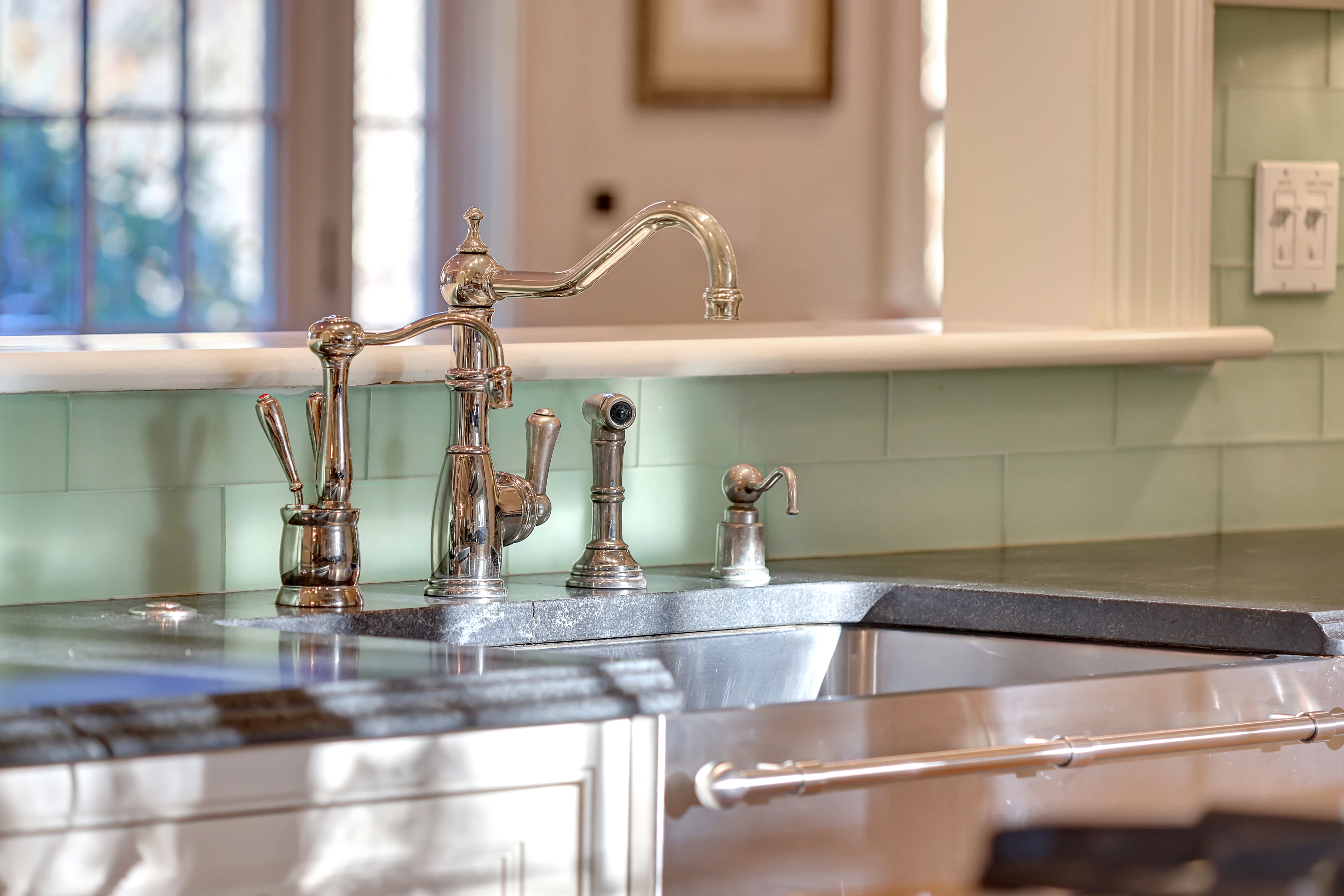 125-greensward-road-mashpee-sink