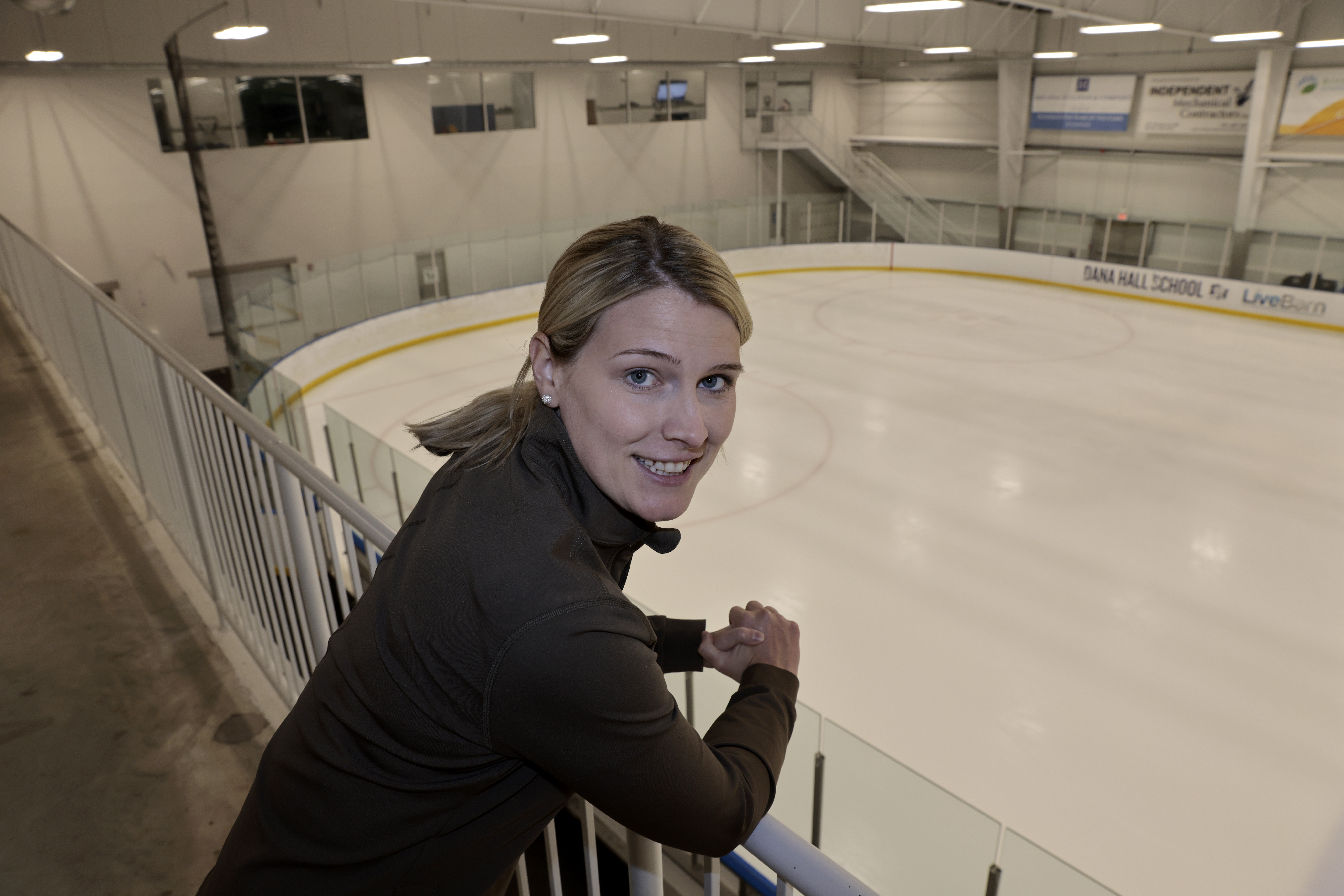 Courtney Kessel: A Talented Ice Hockey Coach and Player