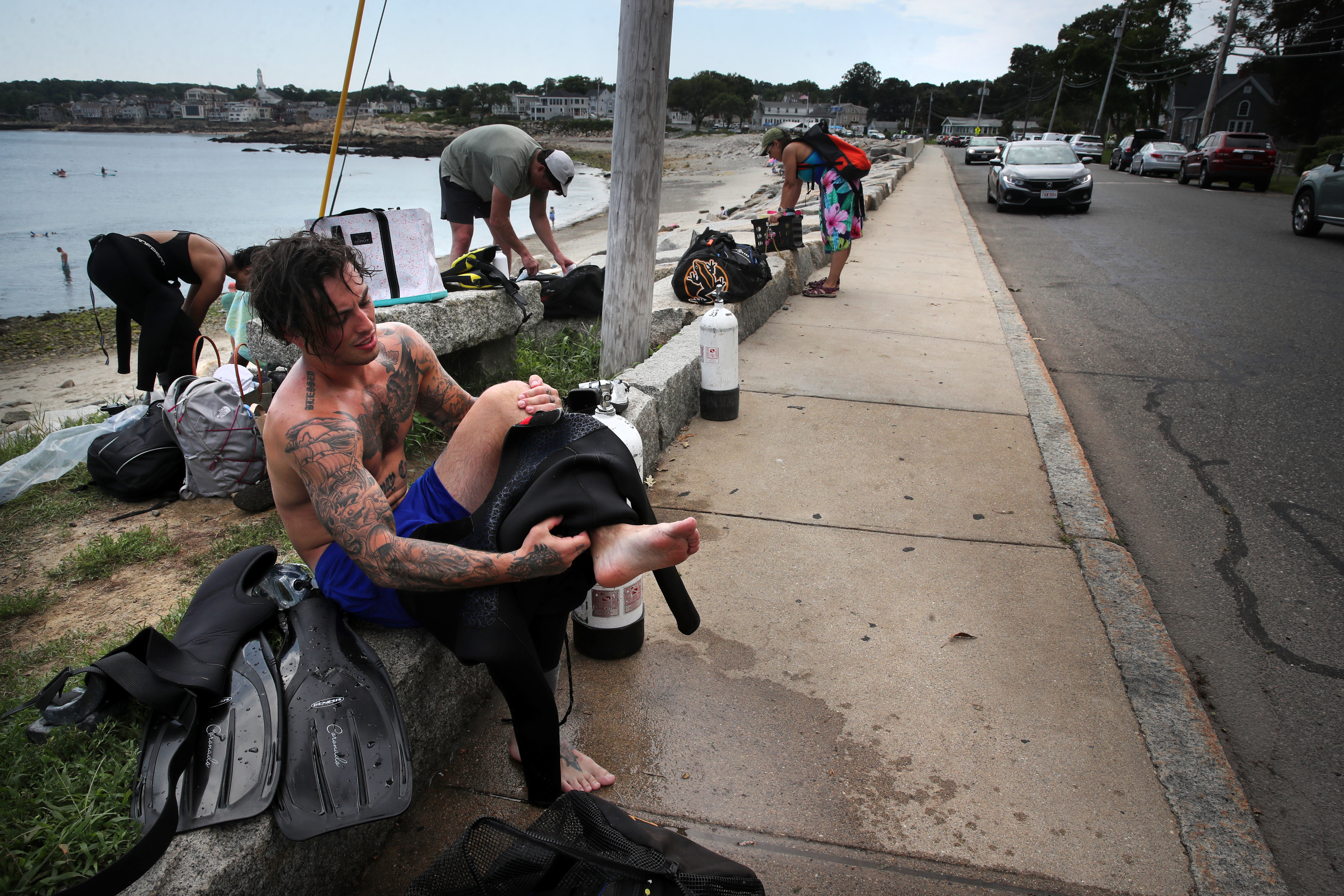 Tyler Frye doffed his scuba gear after a class at Back Beach in Rockport.