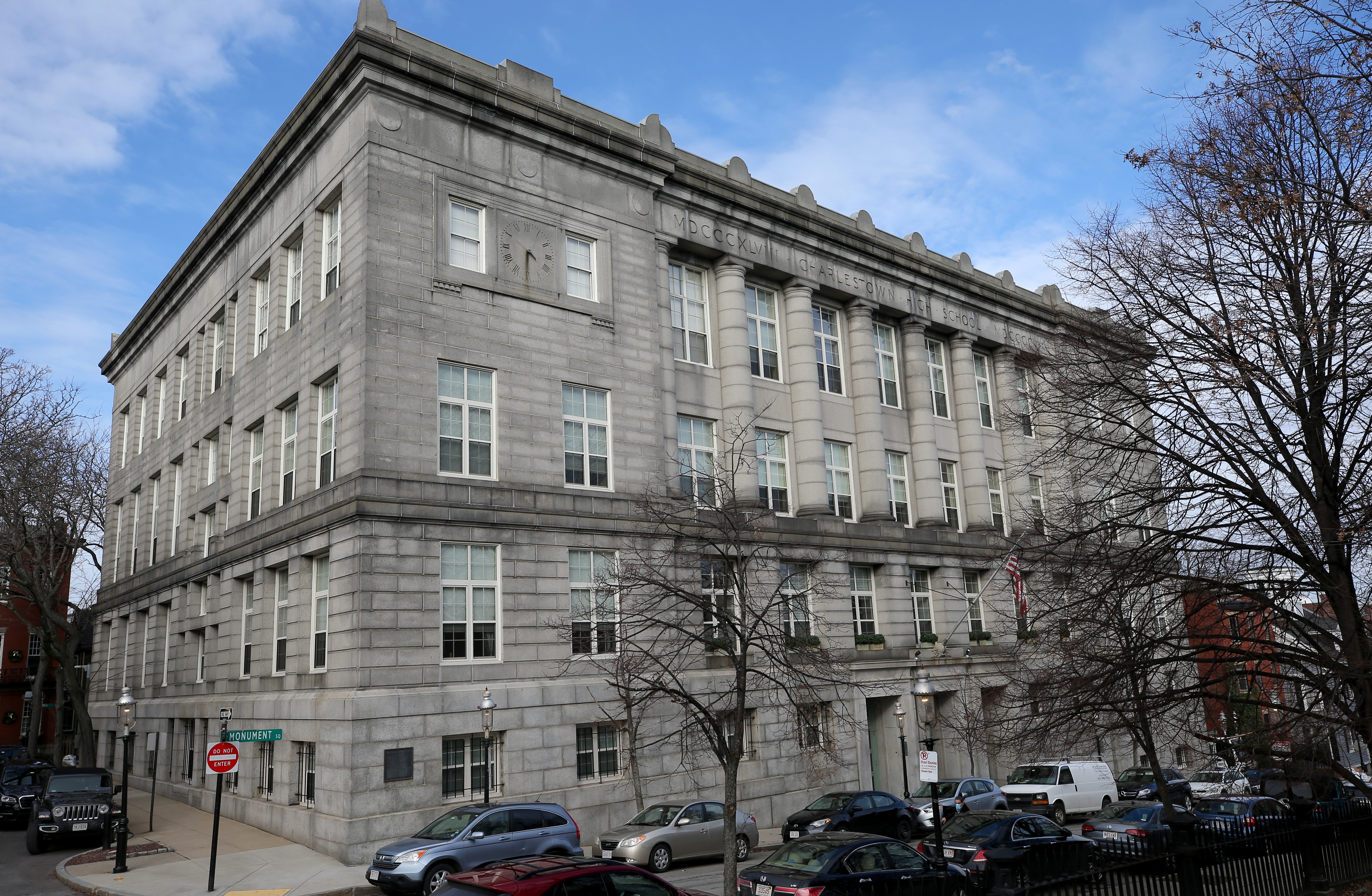 BOSTON, MA - 1/06/2021: 011721HOMEOFTHEWEEK.... Home of the Week is of an apartment for rent on the fourth floor of the old Charlestown High School in Boston. A small unit that has decorative walls and high ceilings because it used to be part of the auditorium. (David L Ryan/Globe Staff ) SECTION: BUSINESS