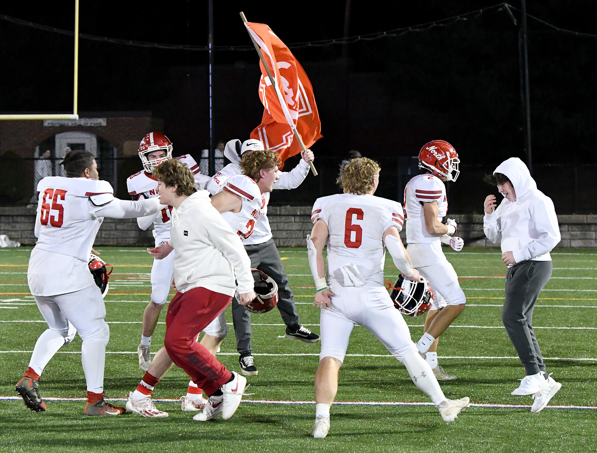 Here are the latest scores for Massachusetts high school Super Bowl games  at Gillette Stadium – Boston 25 News