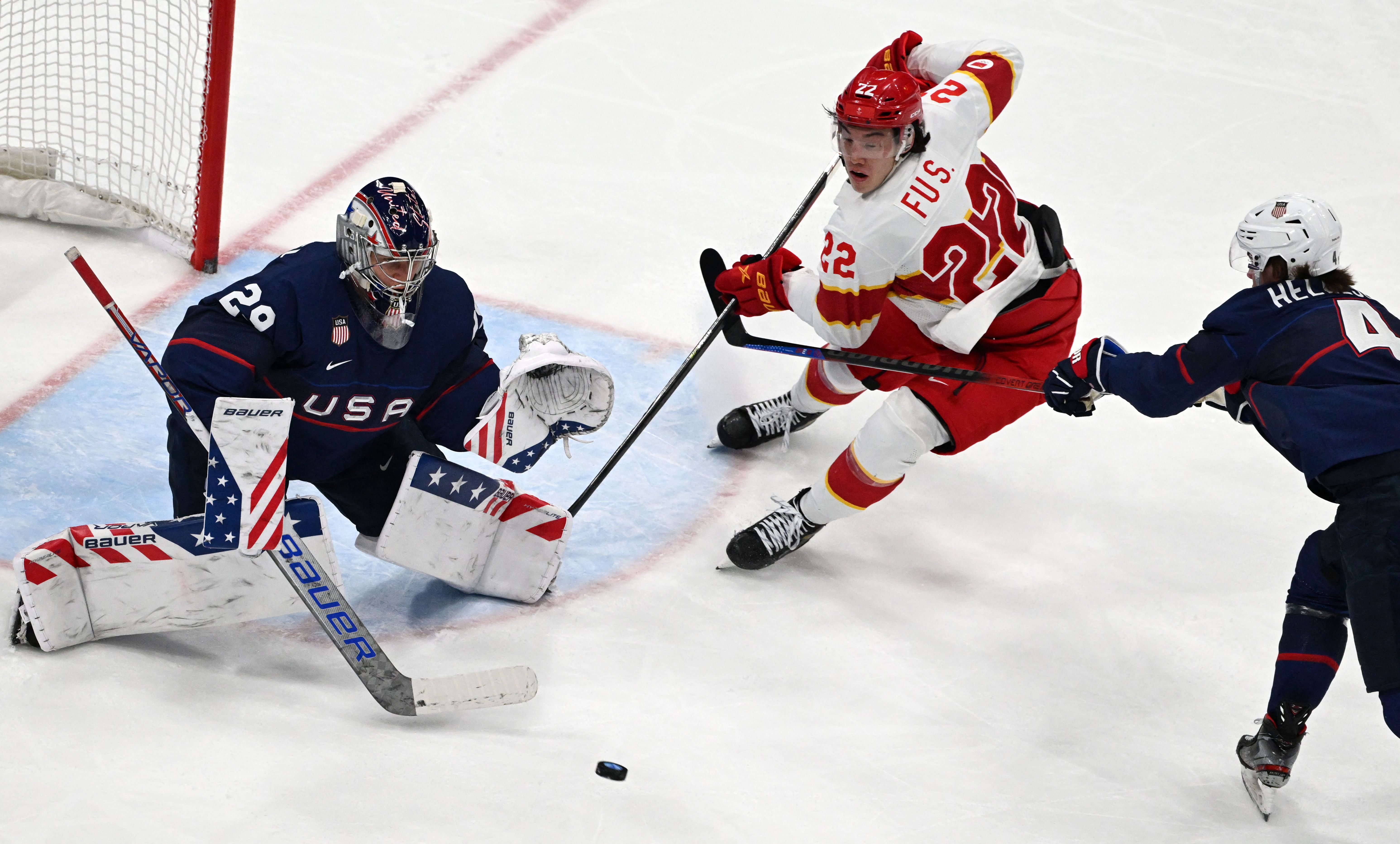 Hingham's Beniers, Norwell's Commesso named to USA Hockey Olympic Team