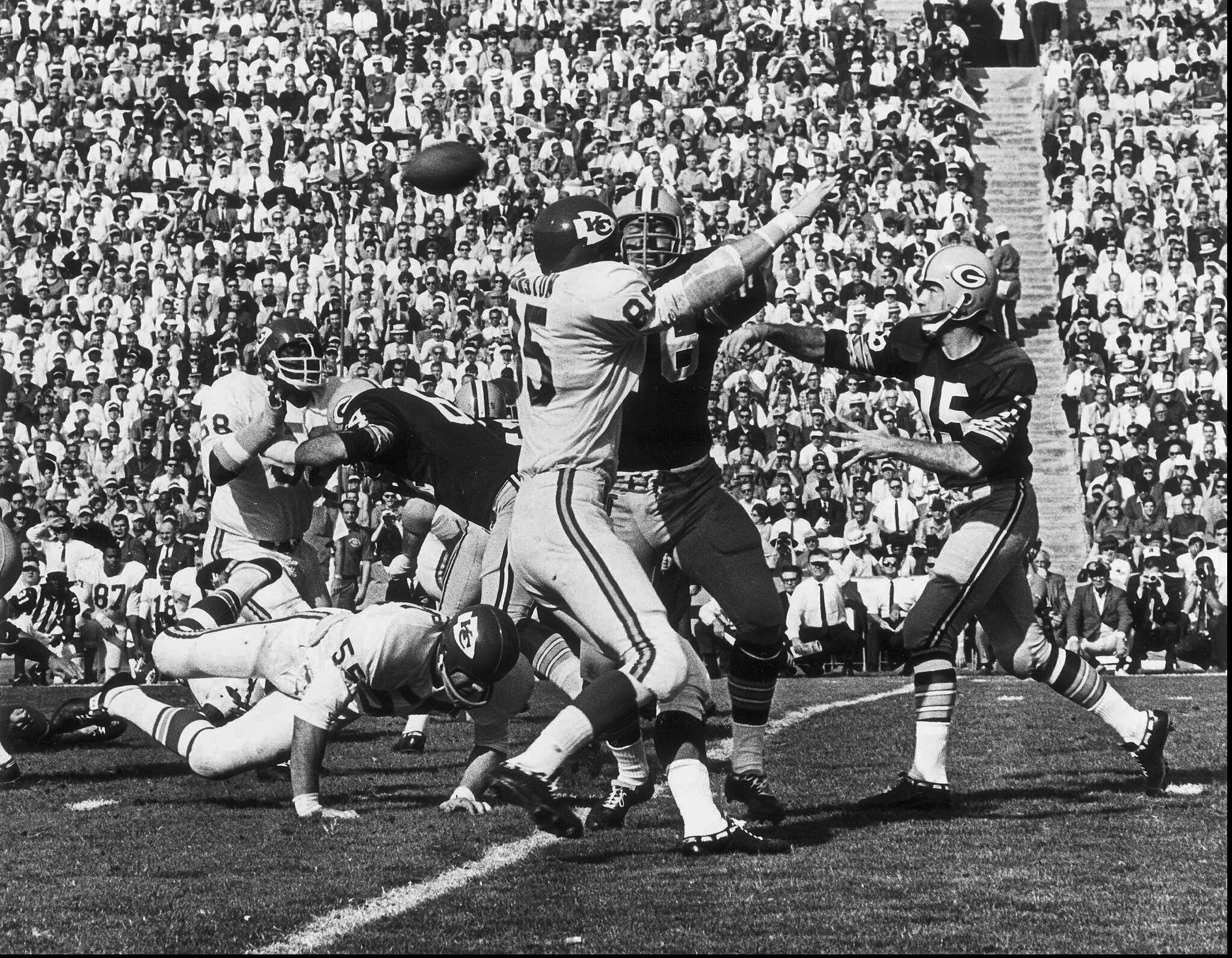 Packers quarterback Bart Starr led Green Bay to victory in Super Bowl I.