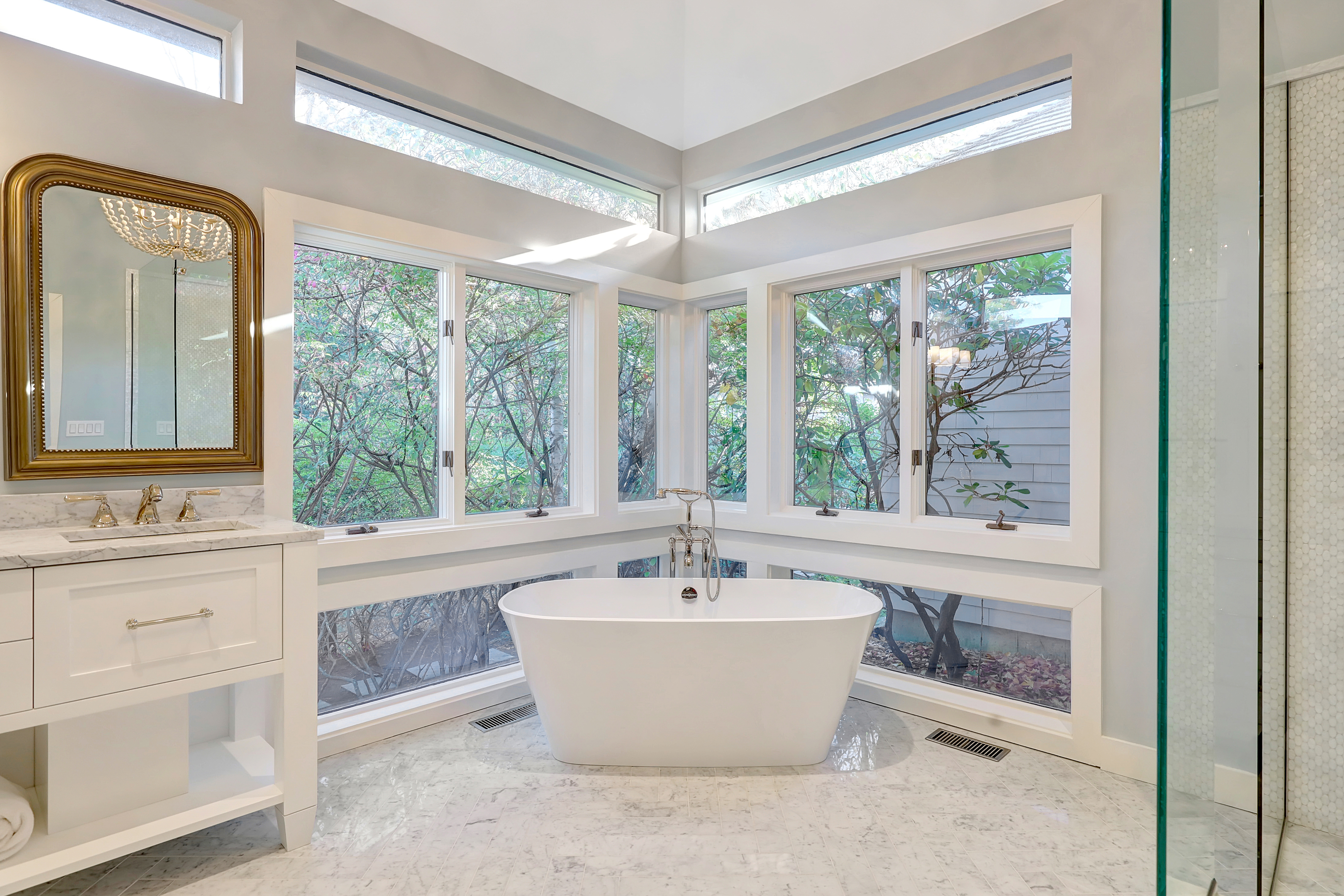 125-greensward-road-mashpee-guest-tub
