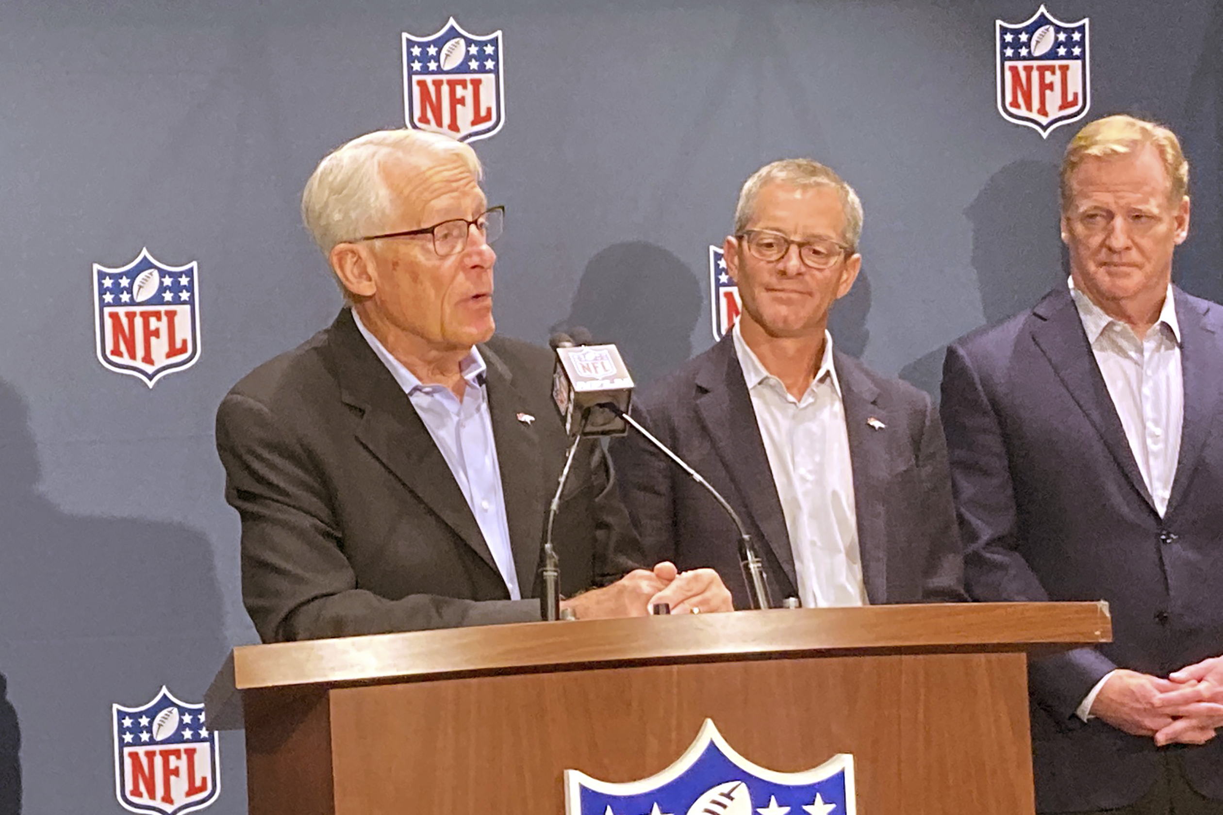 NFL owners approve sale of Broncos to Walmart heir Rob Walton