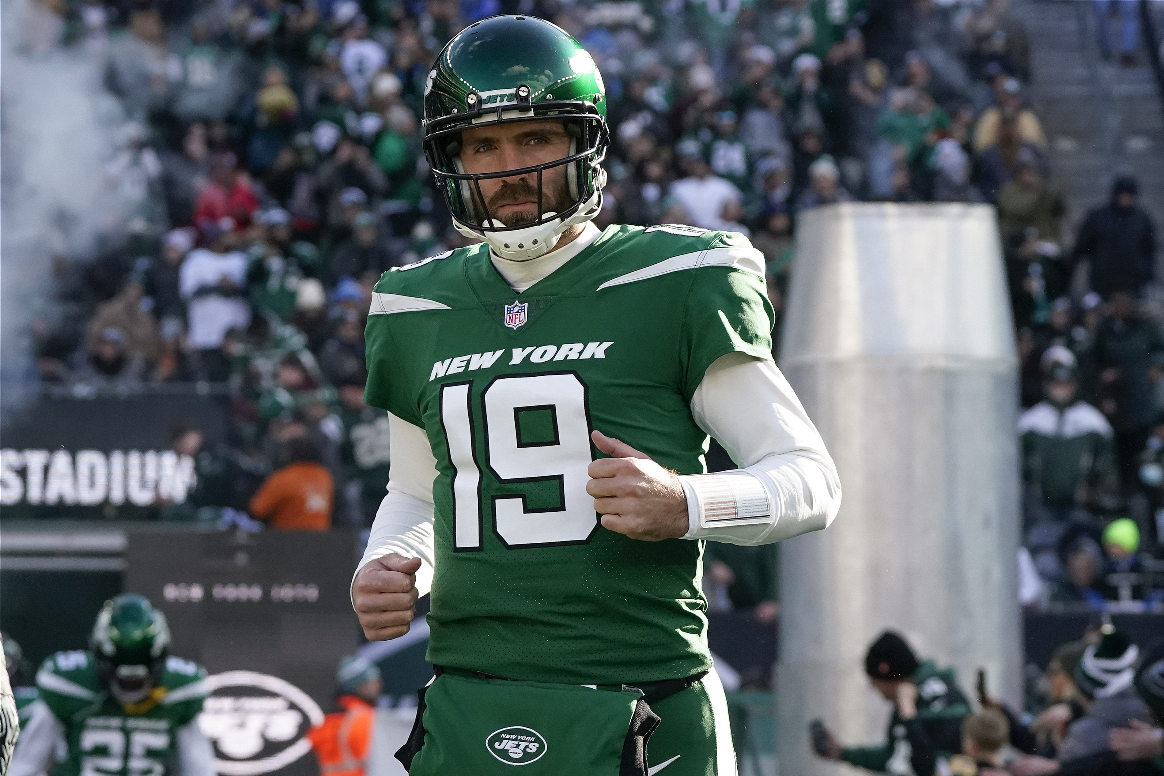 Jets to start QB Joe Flacco vs. Dolphins; Zach Wilson still 'not 100%'