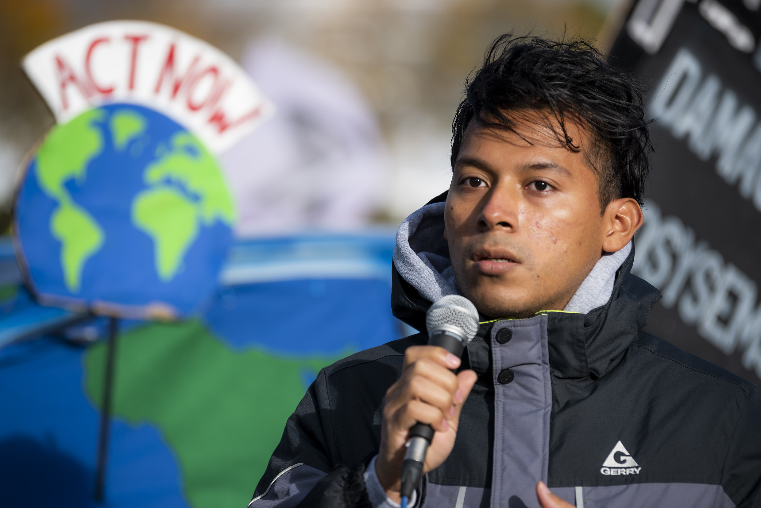 Tony Pérez Soto spoke at the Extinction Rebellion rally on loss and damage in Glasgow.
